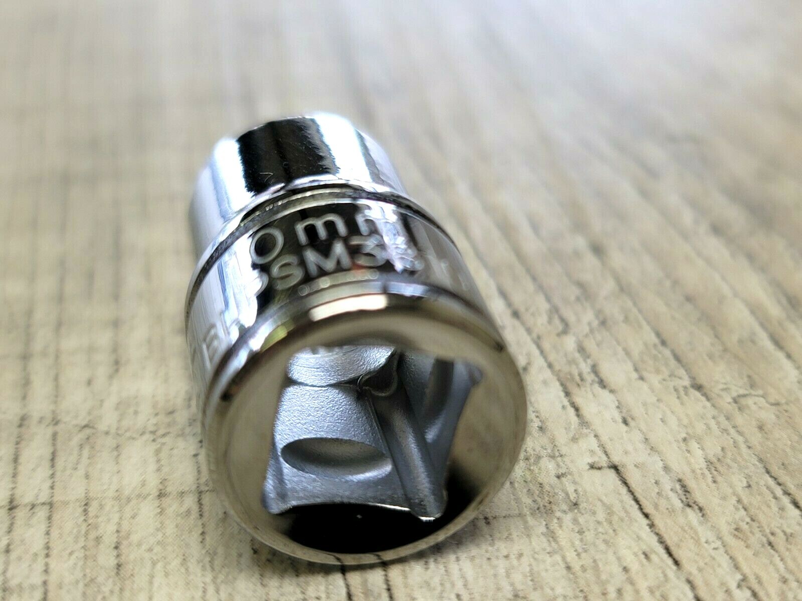 New Blue Point ™ Tools 10mm 3/8" 6pt Shallow Chrome Socket BLPSM3810