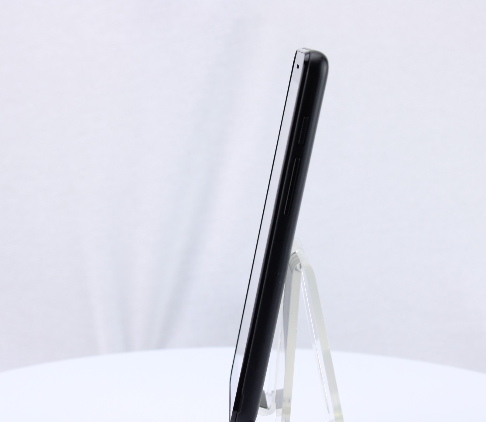UMX U696CL Black 16GB Assurance Wireless Android Smartphone Fair Shape