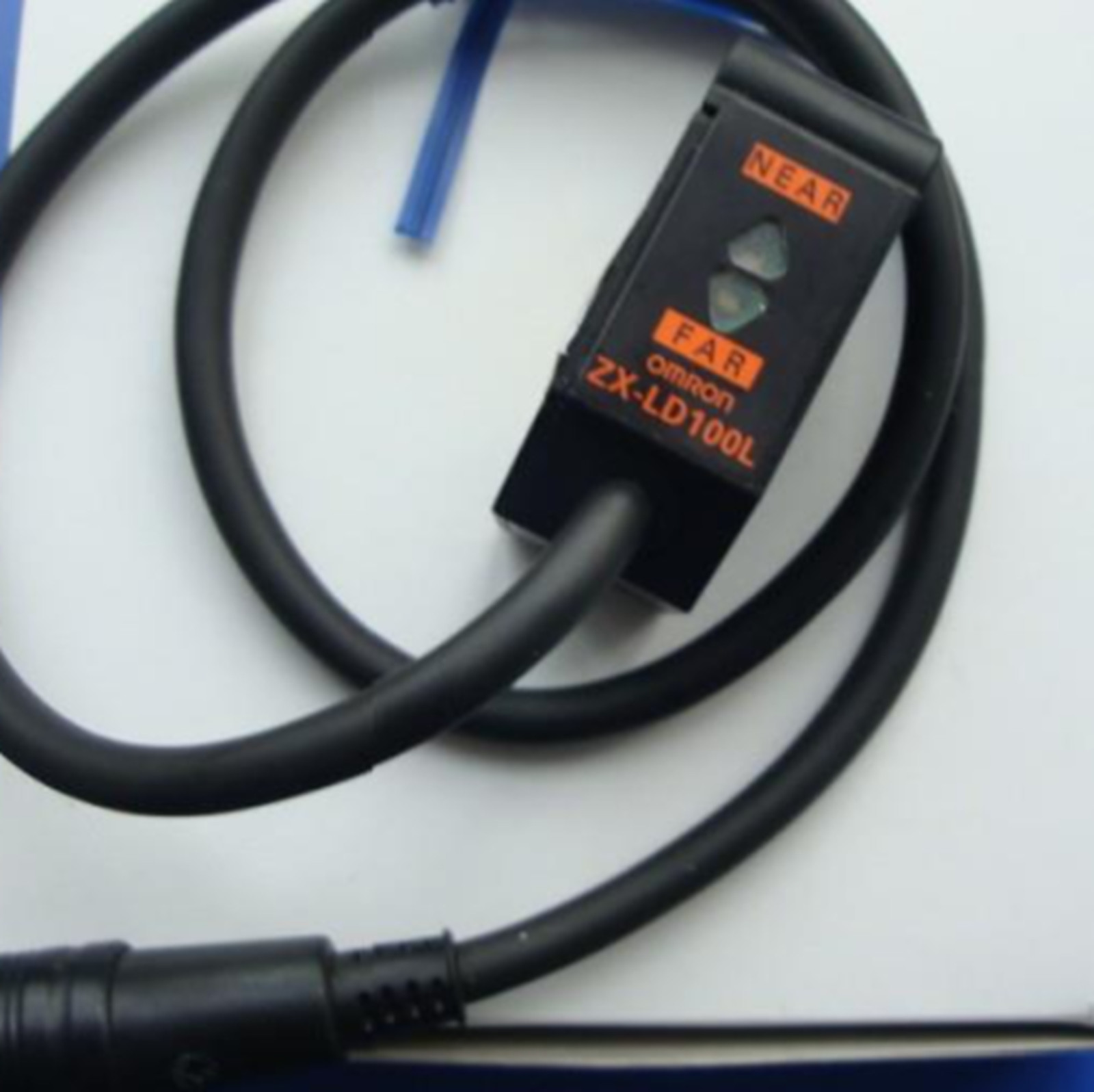 NEW Omron ZX-LD100L ZXLD100L