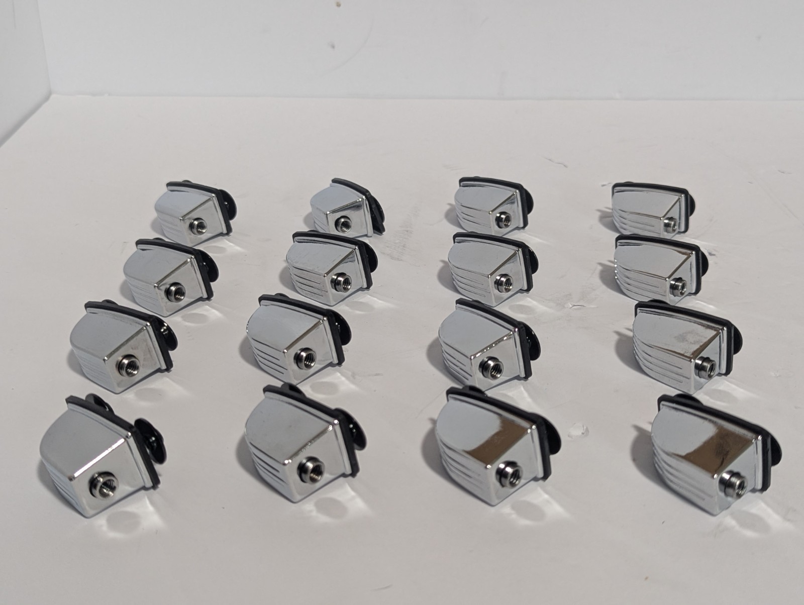 Ludwig Backbeats Bass Drum Lugs Set of 16