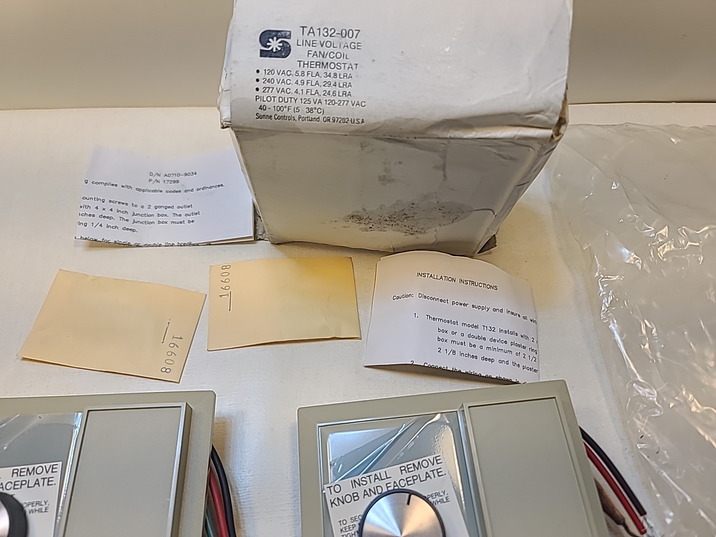 Sunne Controls Fan Coil Thermostat TA132‑007 – Line Voltage NOS Lot of 2