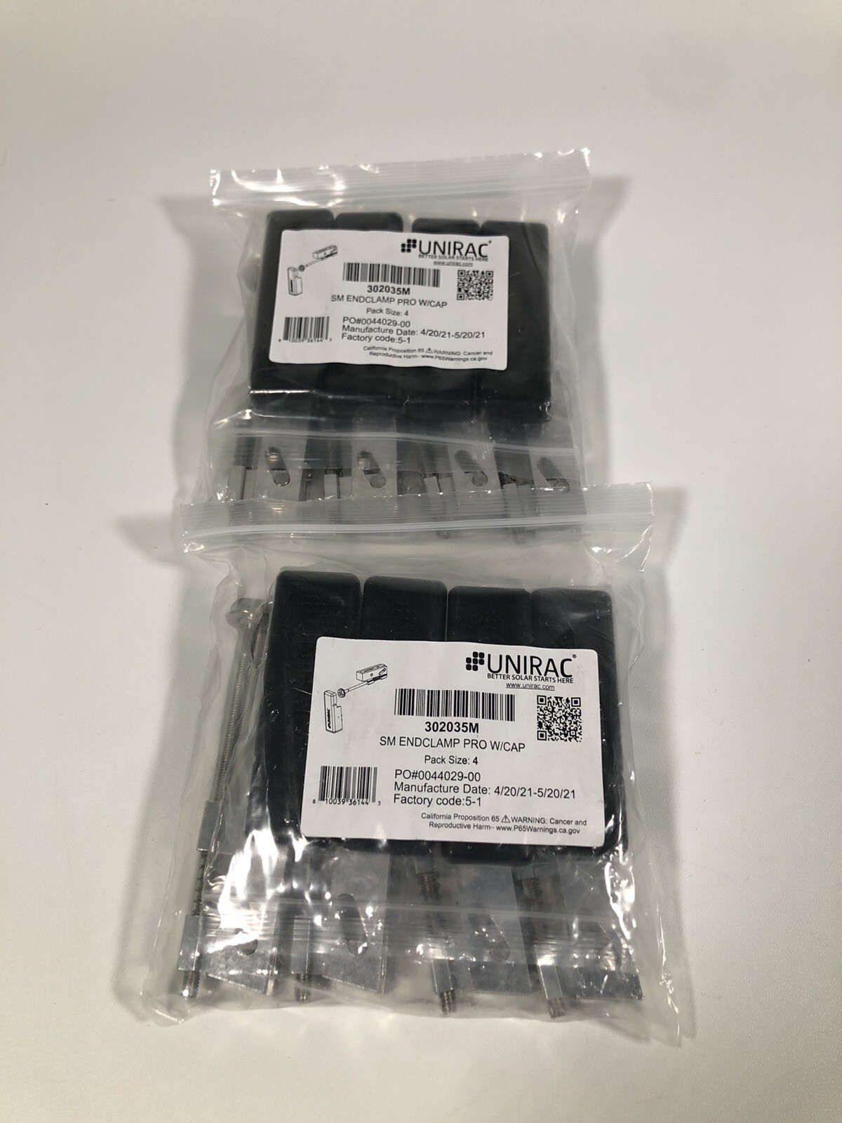Lot of 2 packs NEW Unirac solar  302035M sm Endclamp Pro W/ Cap 8 Total Pieces ✅
