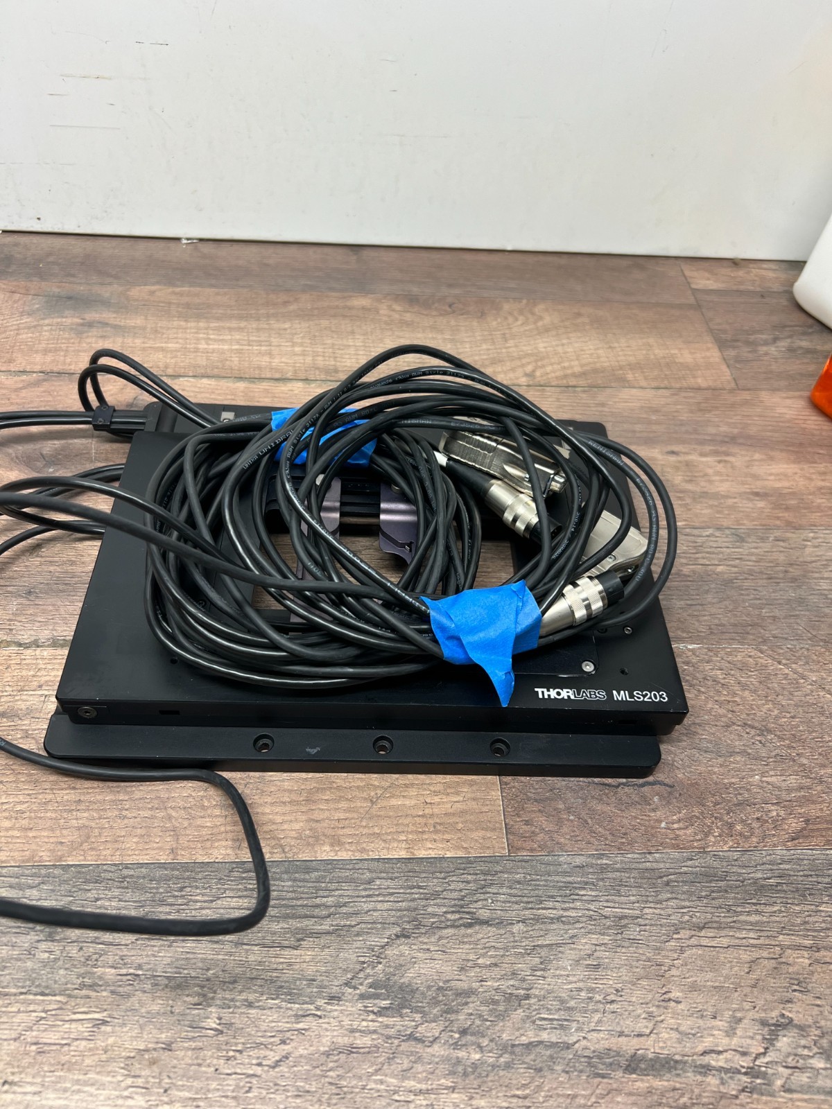 Thorlabs MLS203-1, XY Scanning Stage