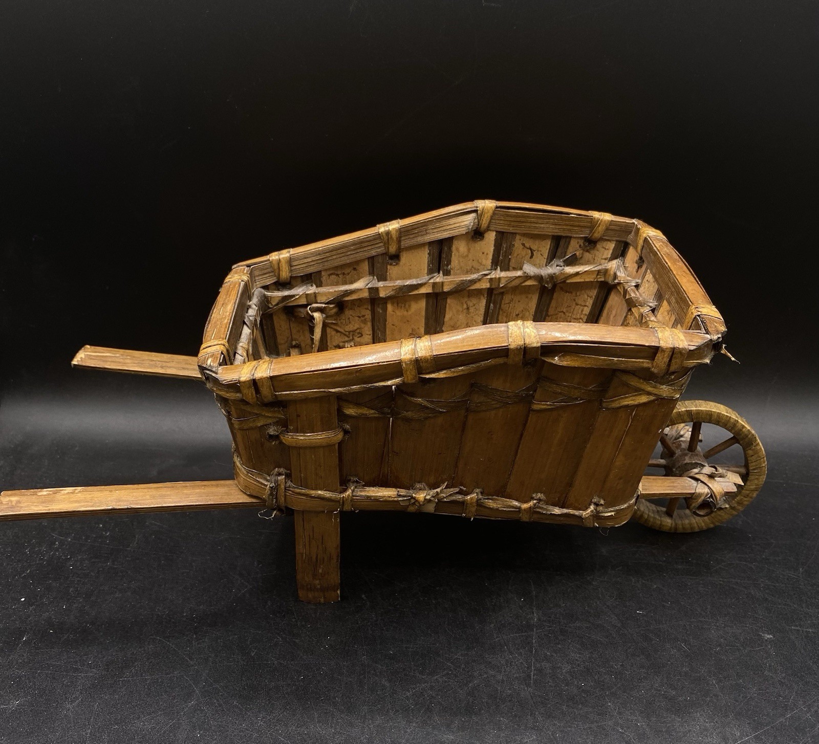 Wicker Wheelbarrow Cart Display Basket Plant Holder Vintage READ