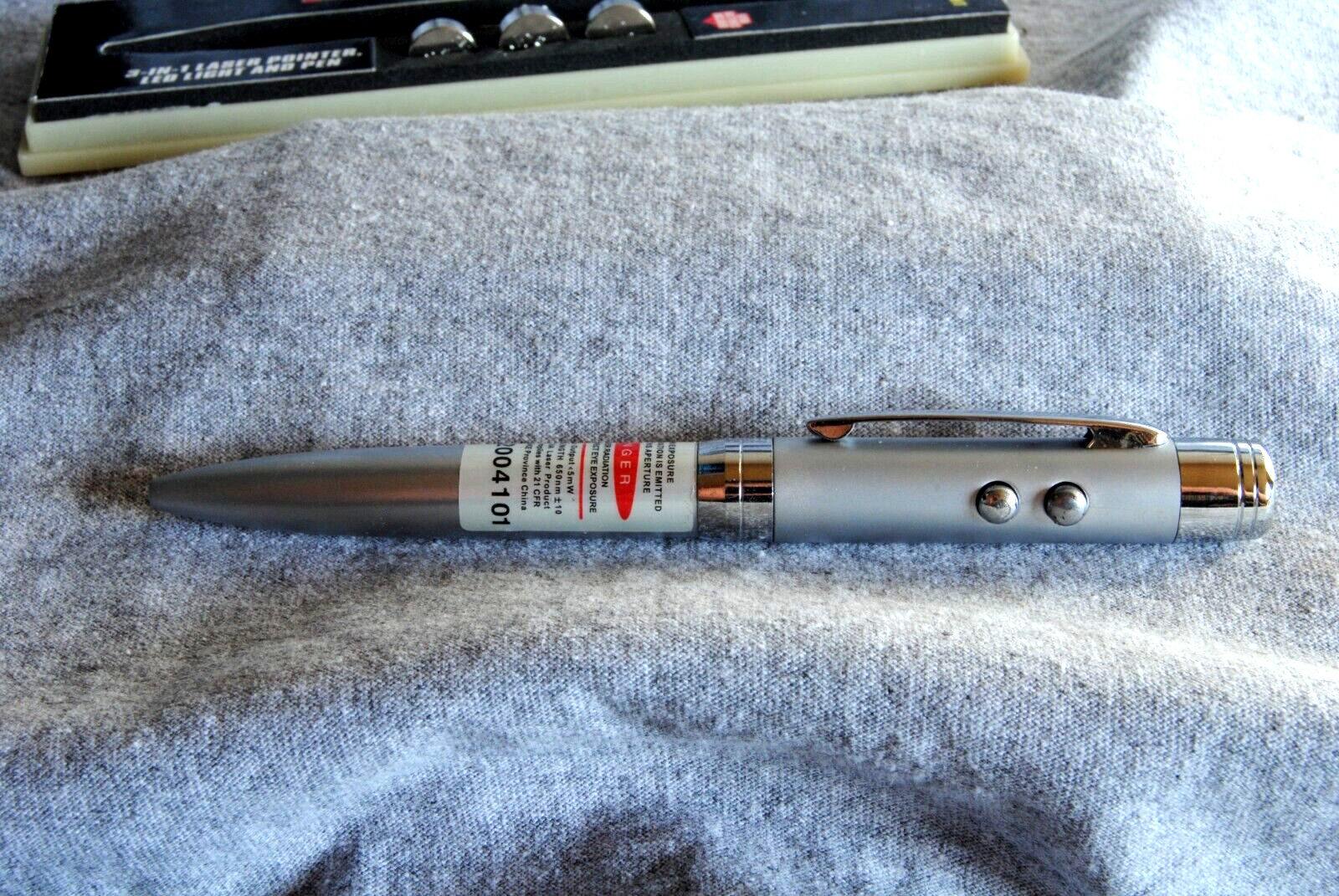 three in one laser light pen