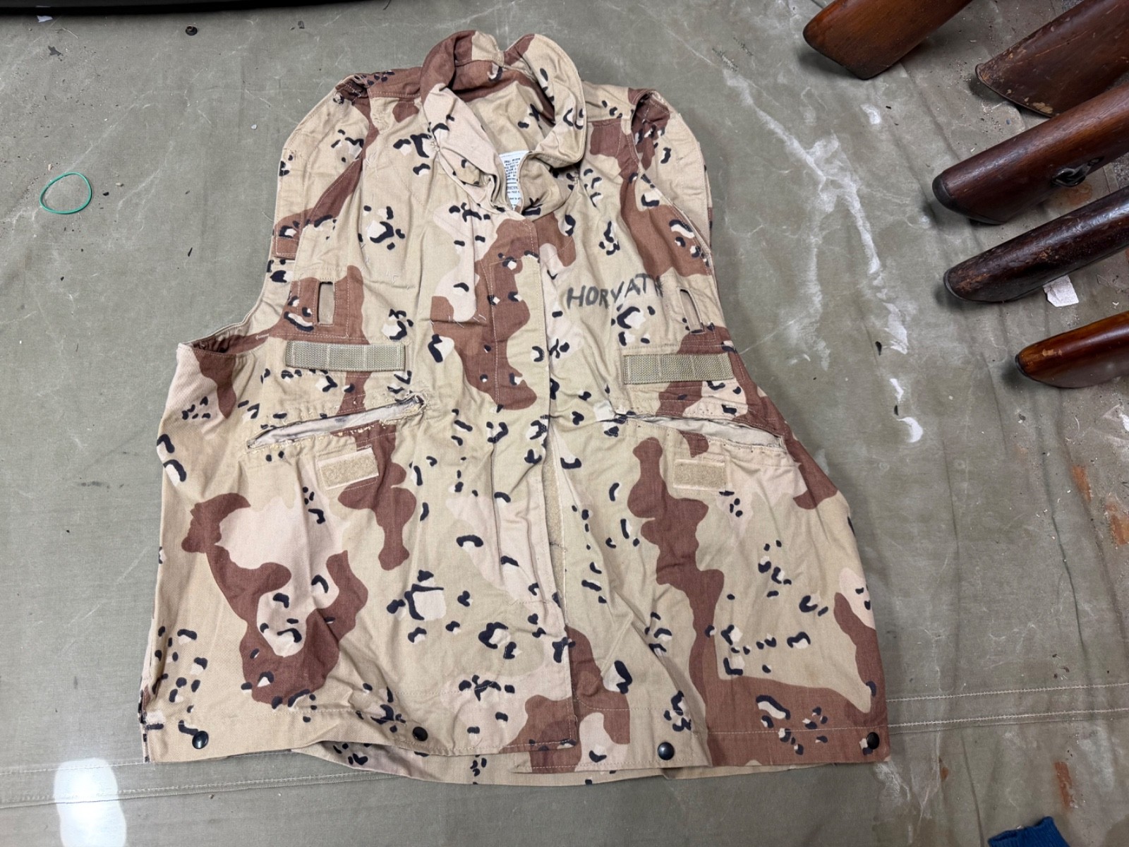 ORIGINAL DESERT STORM US ARMY CHOCOLATE CHIP CAMO PSGT VEST JACKET-SMALL/MEDIUM