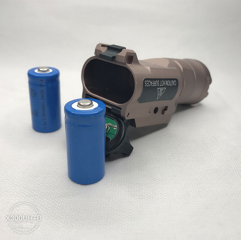 X300UH-B tactical flashlight 1000 lumens LED White Light