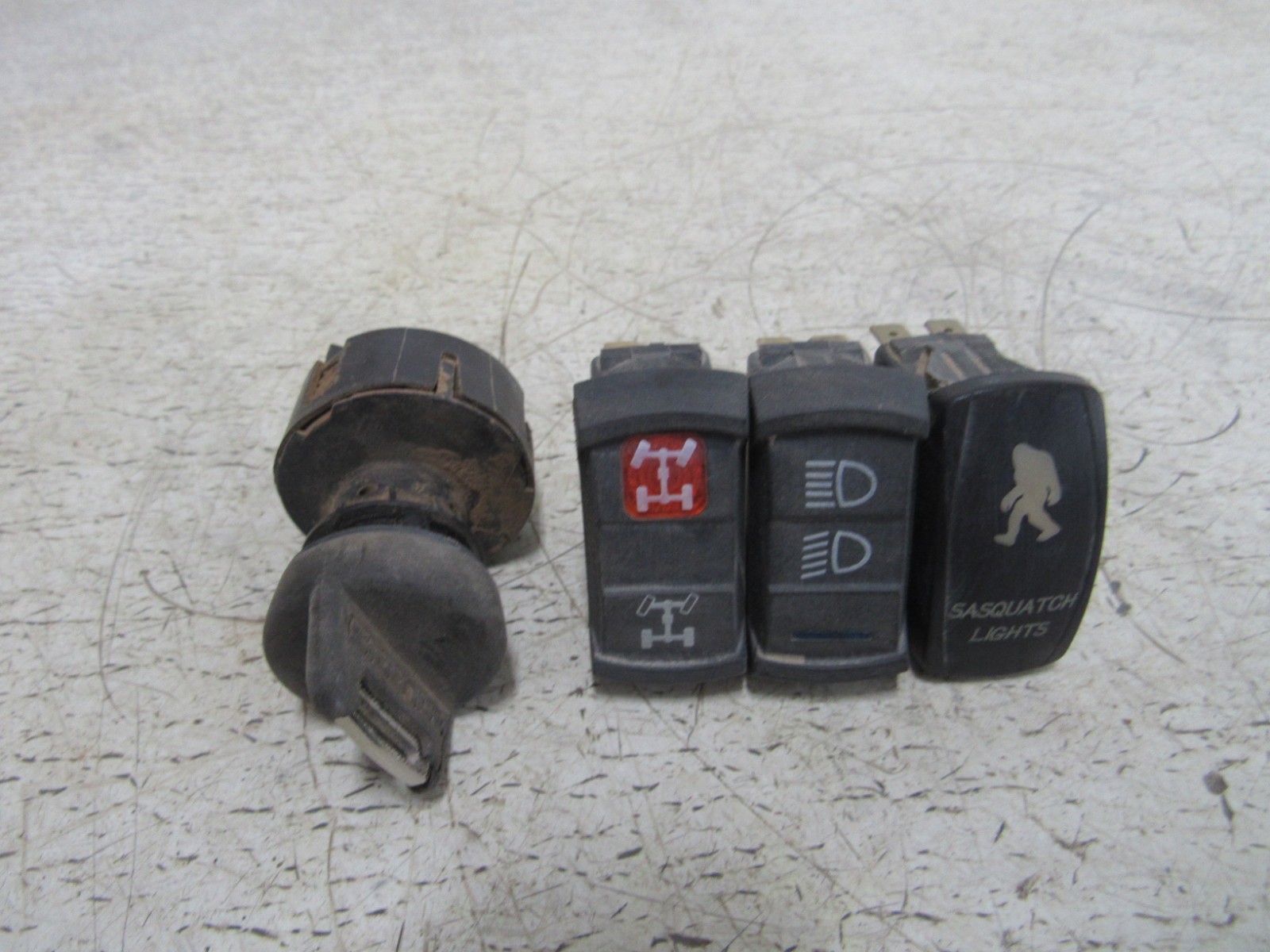 15 POLARIS RZR XP 1000 SWITCHES KEY SWITCH IGNITION HEADLIGHT 4WD  OEM #6744