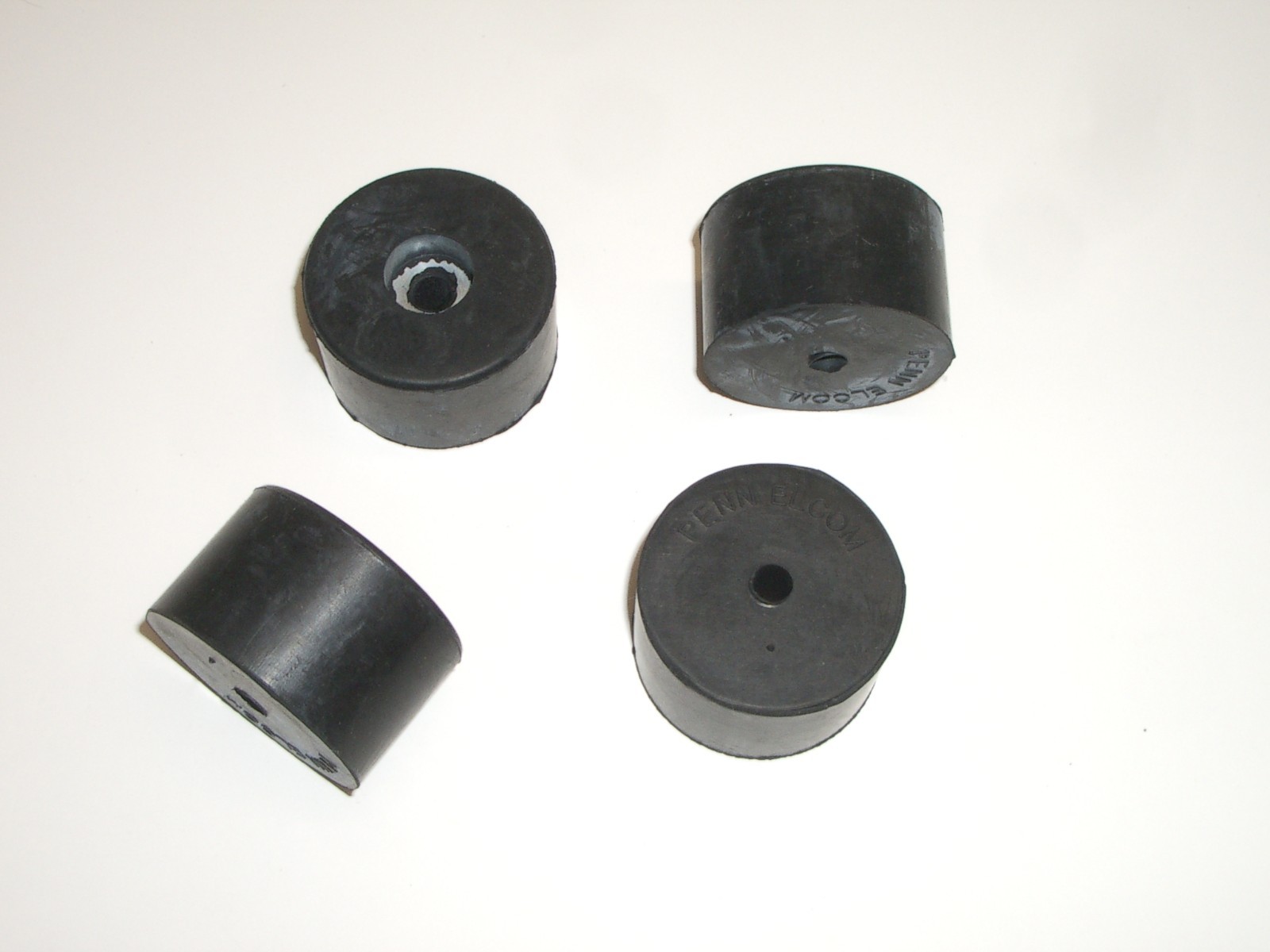 CED P-H9700 RADIO CABINET CASE FEET SET OF 4 BLACK RUBBER BUMPERS 1.5"D x 1"H