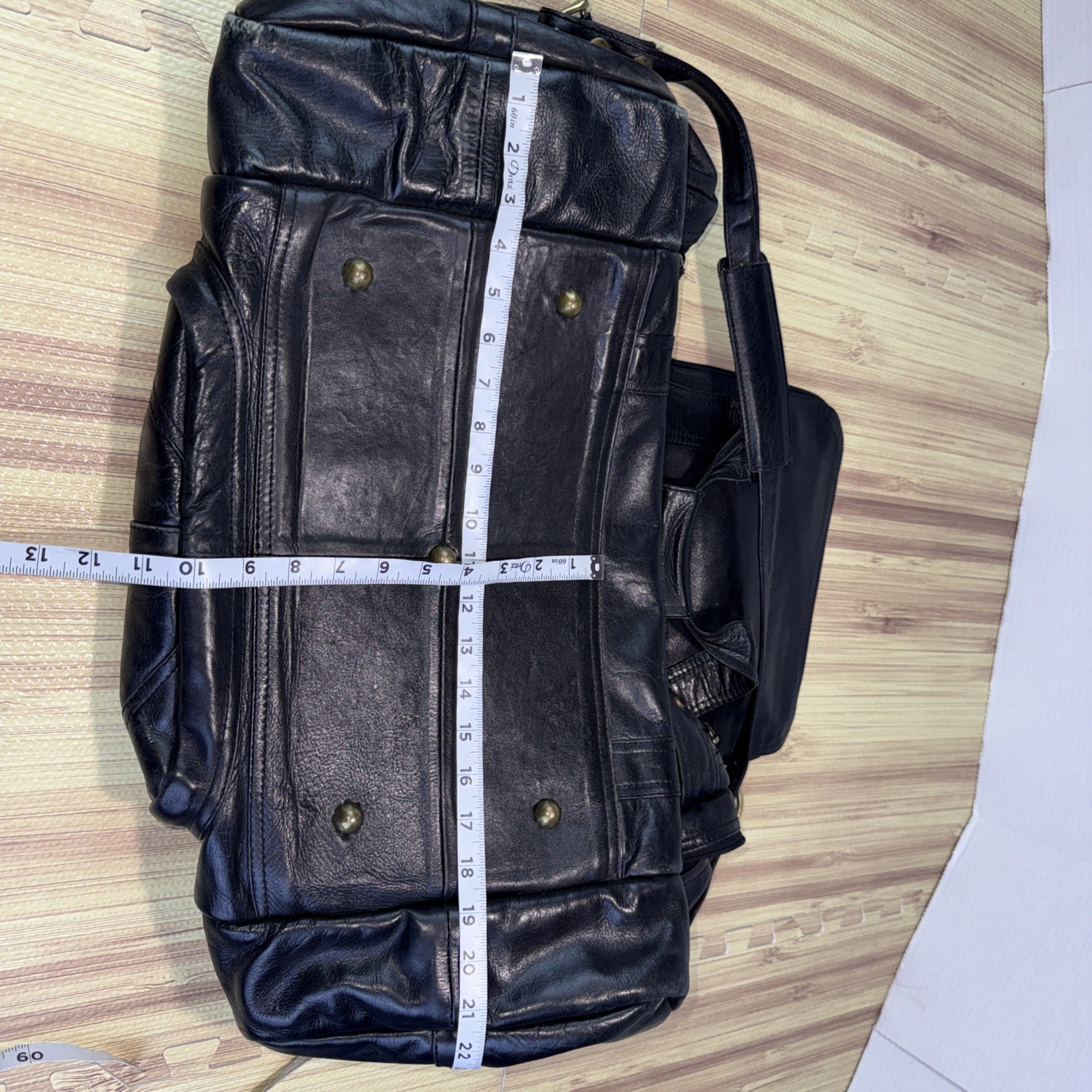 Hidedesign Leather Duffel Bag Black Weekender Shoulder Strap Compartments India