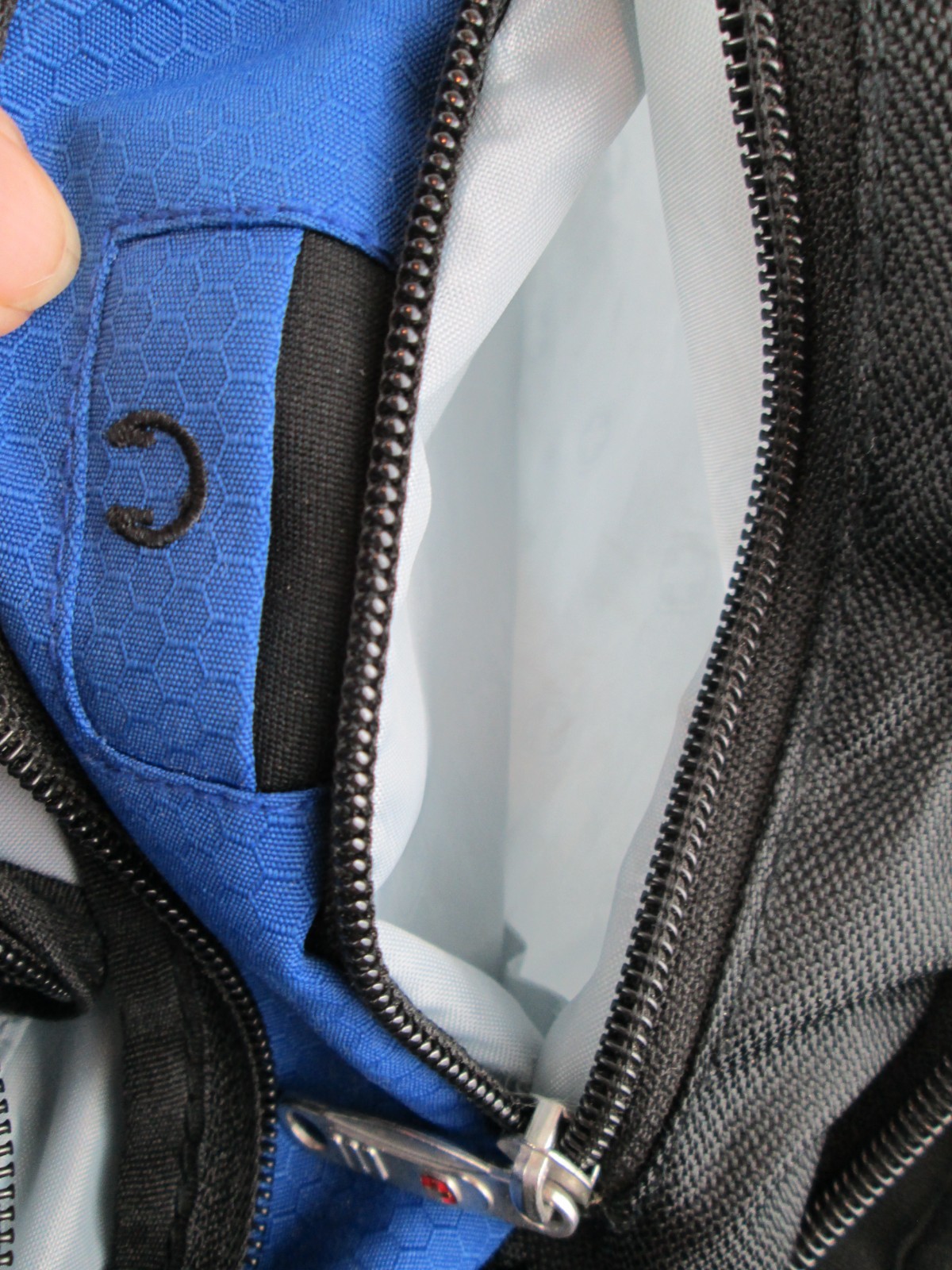 SwissGear Computer Backpack Blue/Black 2 Main Pockets Inside Laptop Pocket