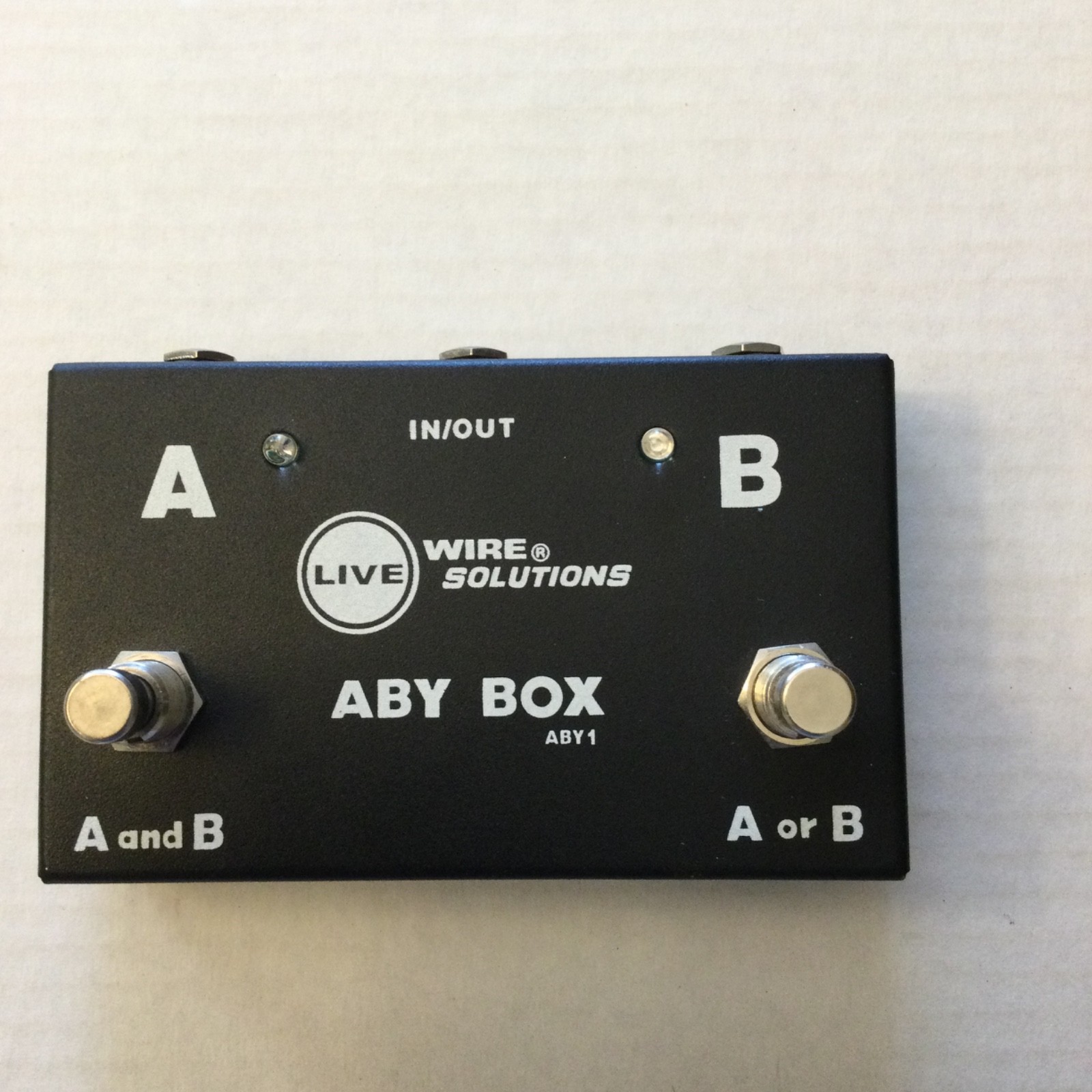 LIVEWIRE SOLUTIONS ABY1 BOX GUITAR PEDAL