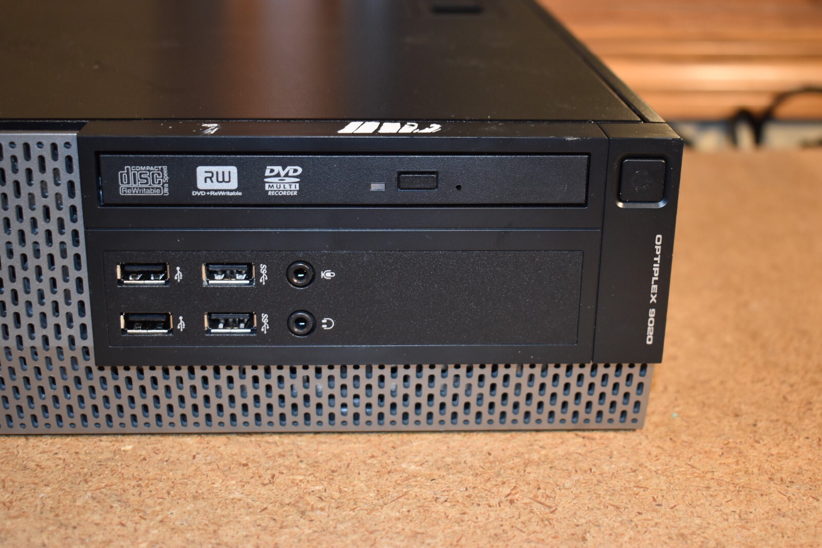 Dell Optiplex 9020 SFF Quad Core i7-4790 3.6GHz 32GB 2TB HDD Windows 7 64-bit