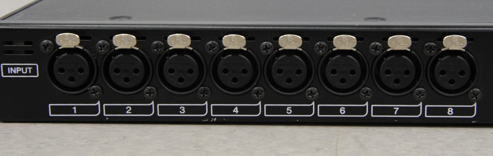 Yamaha Ri8-D 8-Channel Dante Remote Input Rack