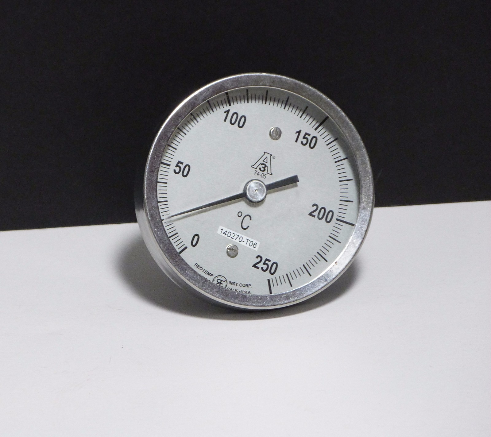 Inline Reotemp Thermometer 0 to 250 degrees C, 3" Dial, 4" Stem Sanitary Fitting