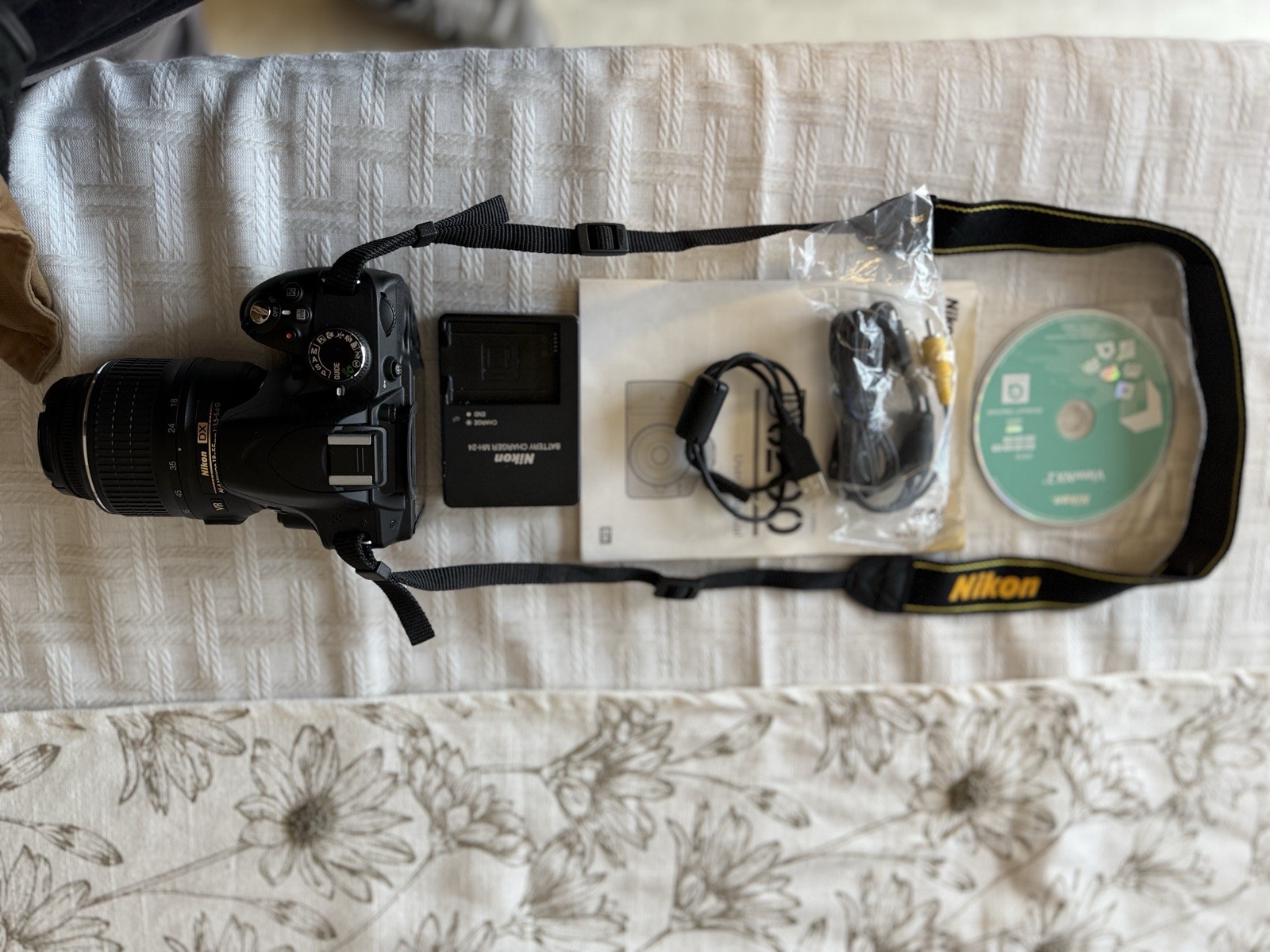 Nikon D3200 Camera with Nikon Lens, Accessories & Lowepro Bag Bundle