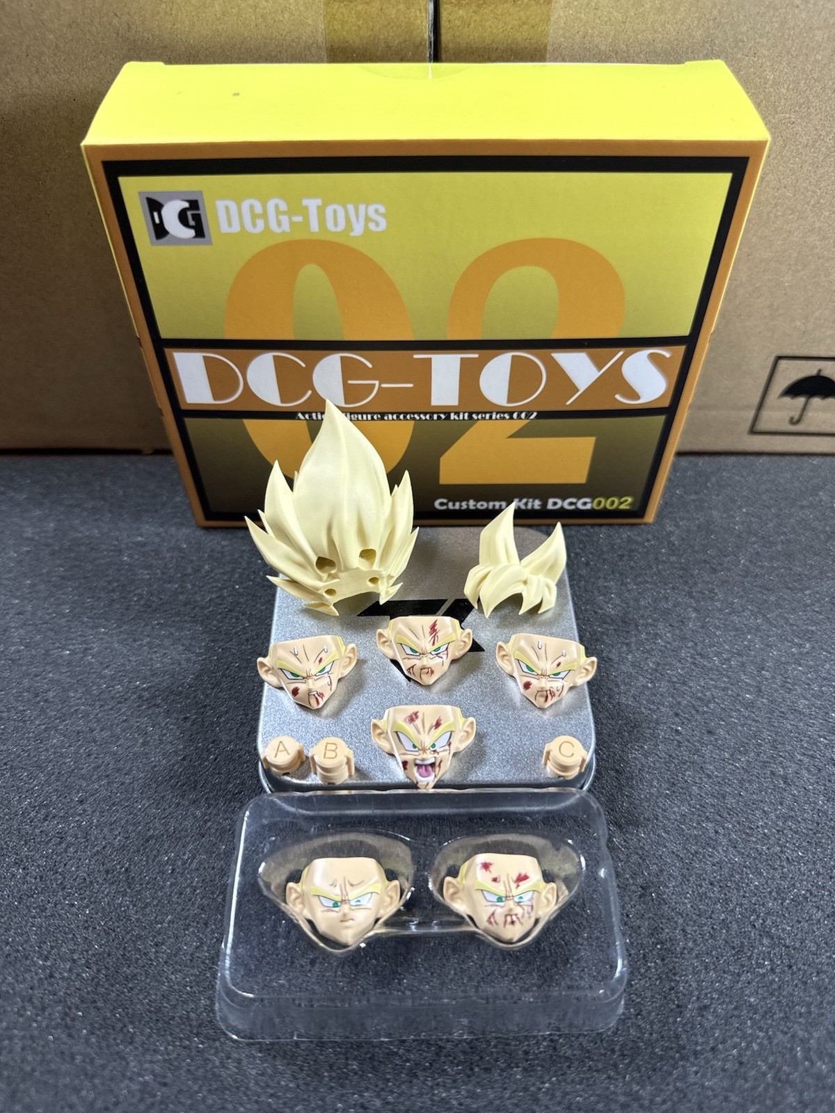 SH Figuarts Dragon Ball Z DCG Toys Goku Super Saiyan DCG002 w/ Bonus *NEW*