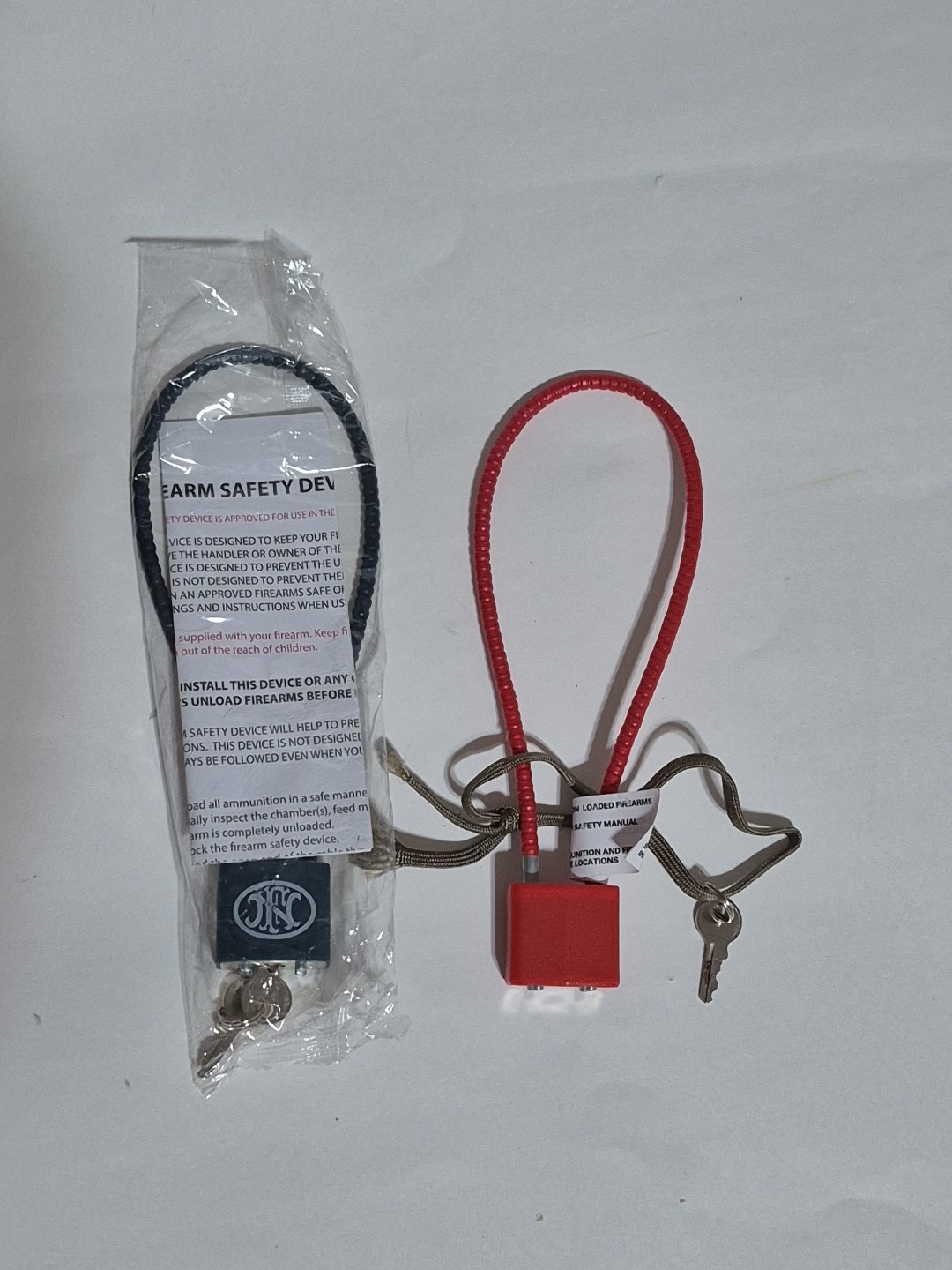 NEW FN Small Pistol Firearm Cable Lock Black 30mm/15inches And 1 Used Cable LOCK