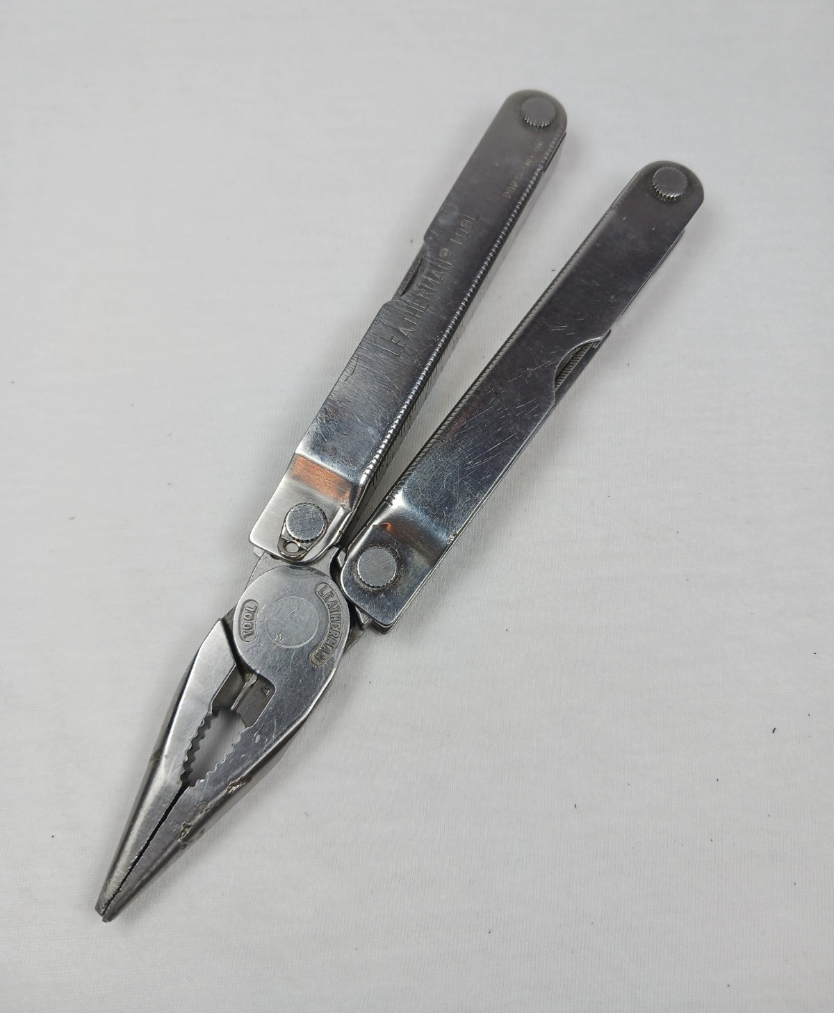 Leatherman PST  Stainless Steel Multi-Tool Pliers w/ Knife File Ruler