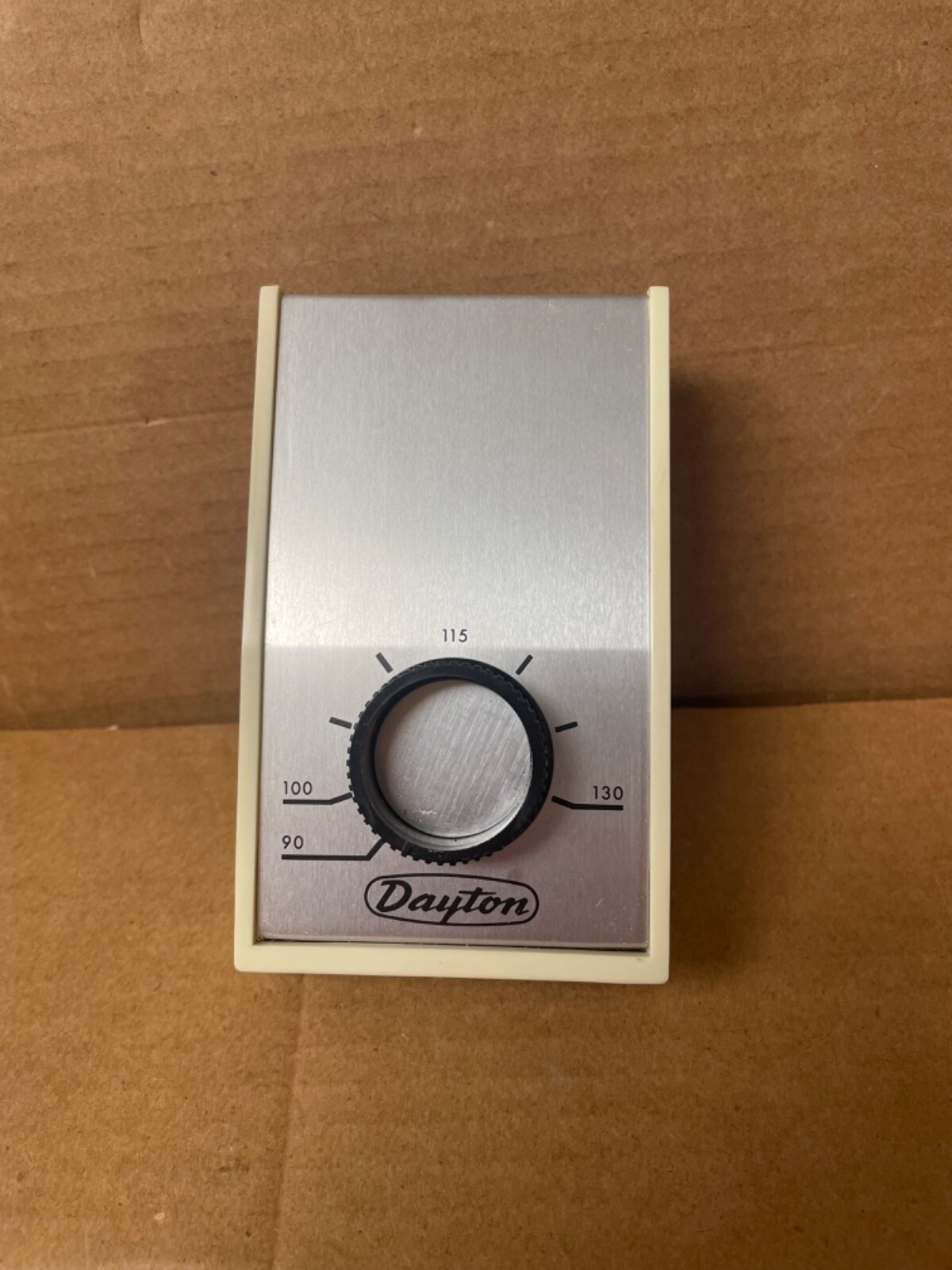 Vintage Dayton Line-Voltage Thermostat 2E340 NOS
