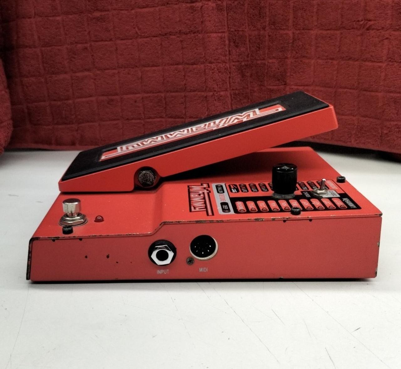 DIGITECH WHAMMYV-01 Guitar Effects Pedal