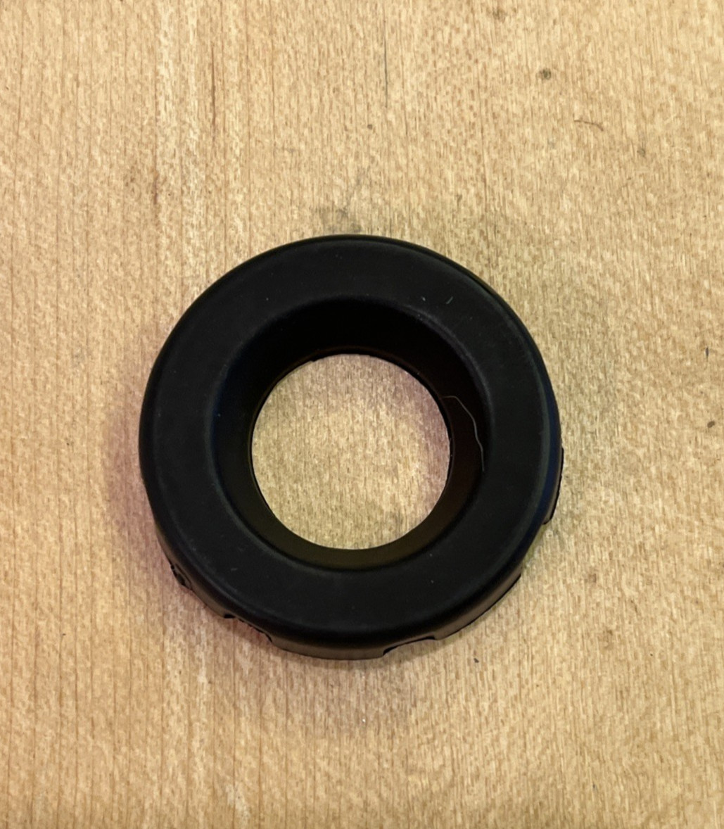 EYE CAP FOR BUSHNELL TOUR V3 LASER RANGEFINDER