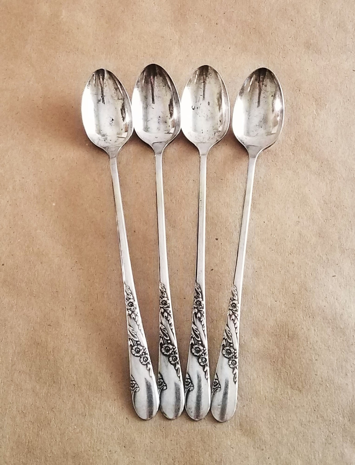 1950 BRIDAL WREATH Silverplate Flatware, Floral Silverware, Replacements, Dining