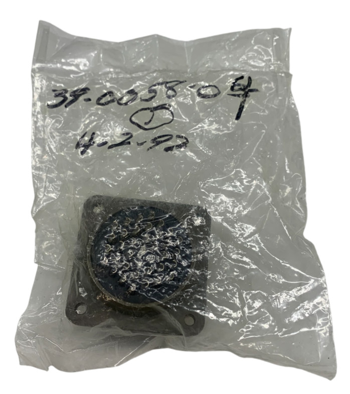Bendix MS3102A28-21SY 37 Position Circular Connector Receptacle Mil Spec