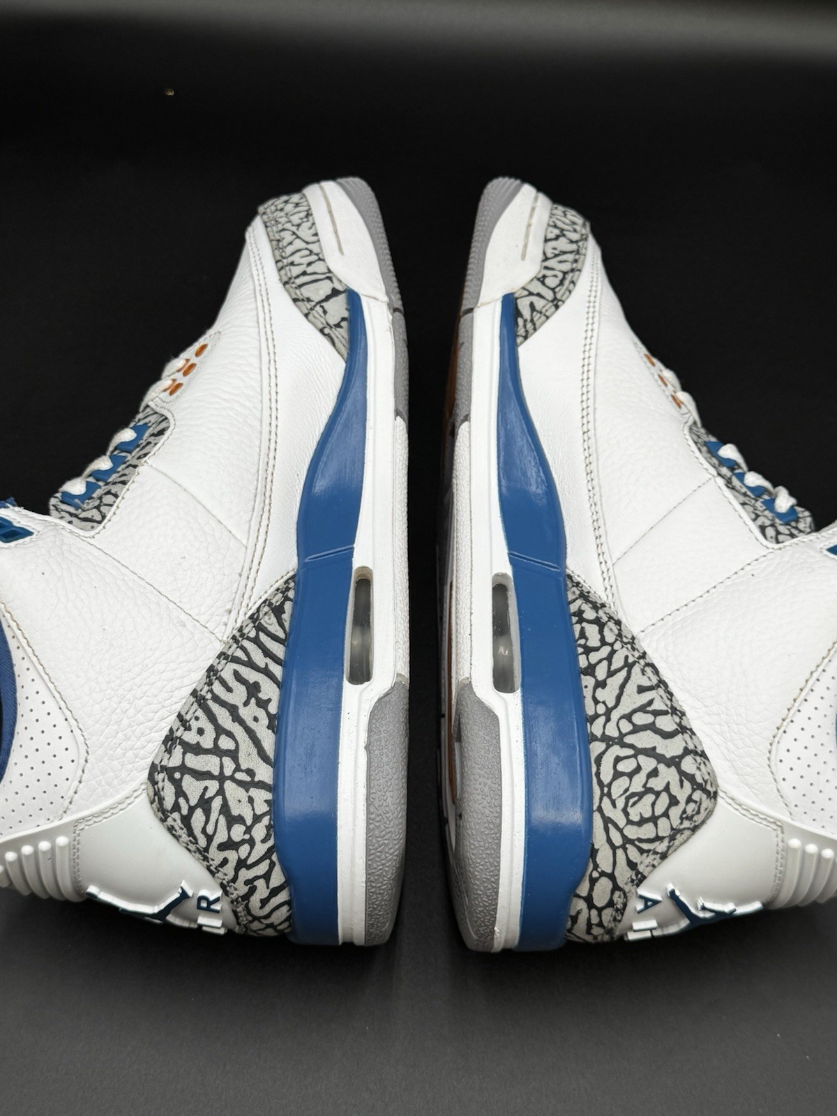 Size 8 - Jordan 3 Retro Mid Wizards shoes With Box! 🪄