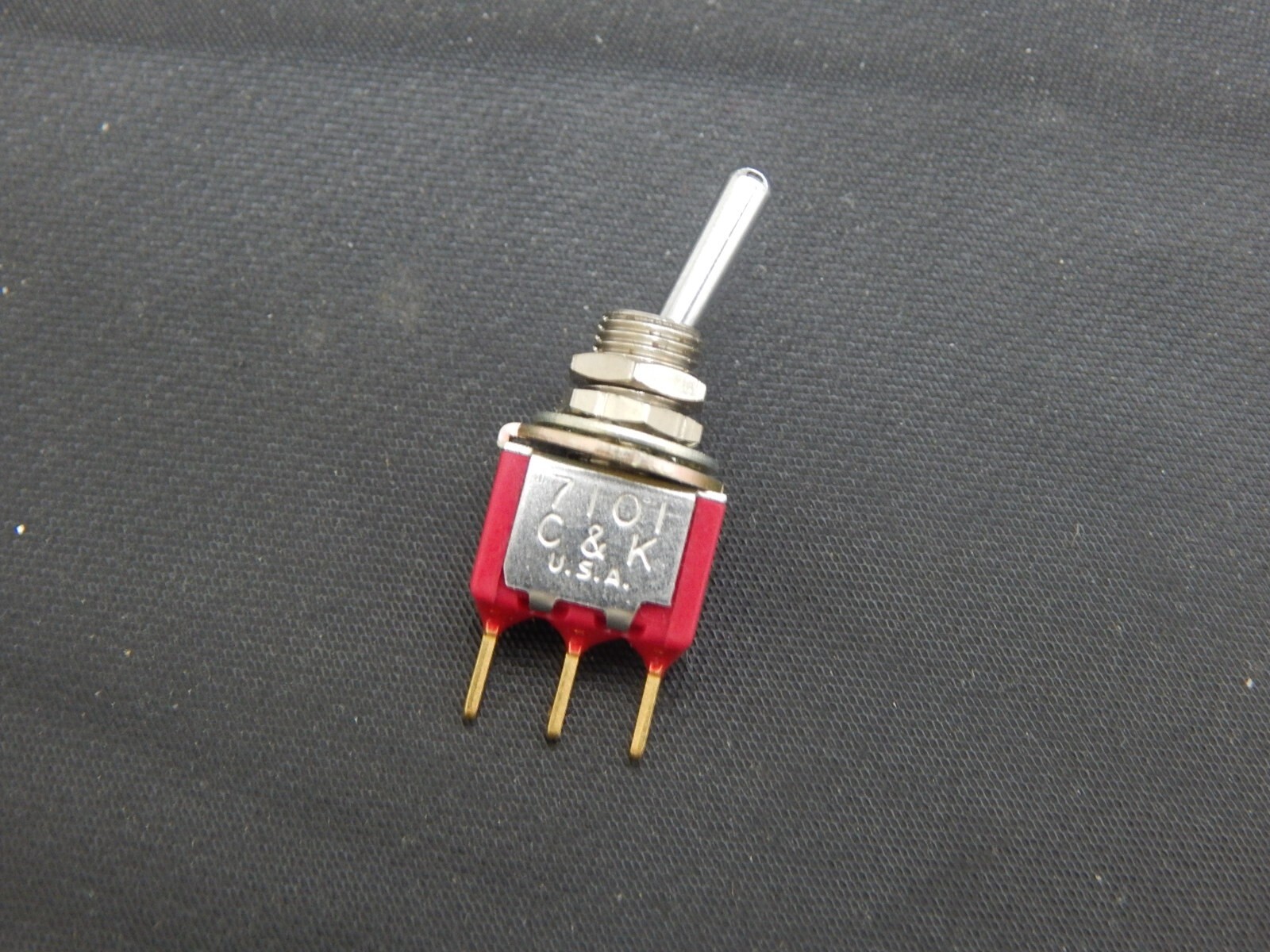 C&K 7101SYCGE TOGGLE SWITCH ON None ON SPDT - USA SELLER FAST SHIPPING