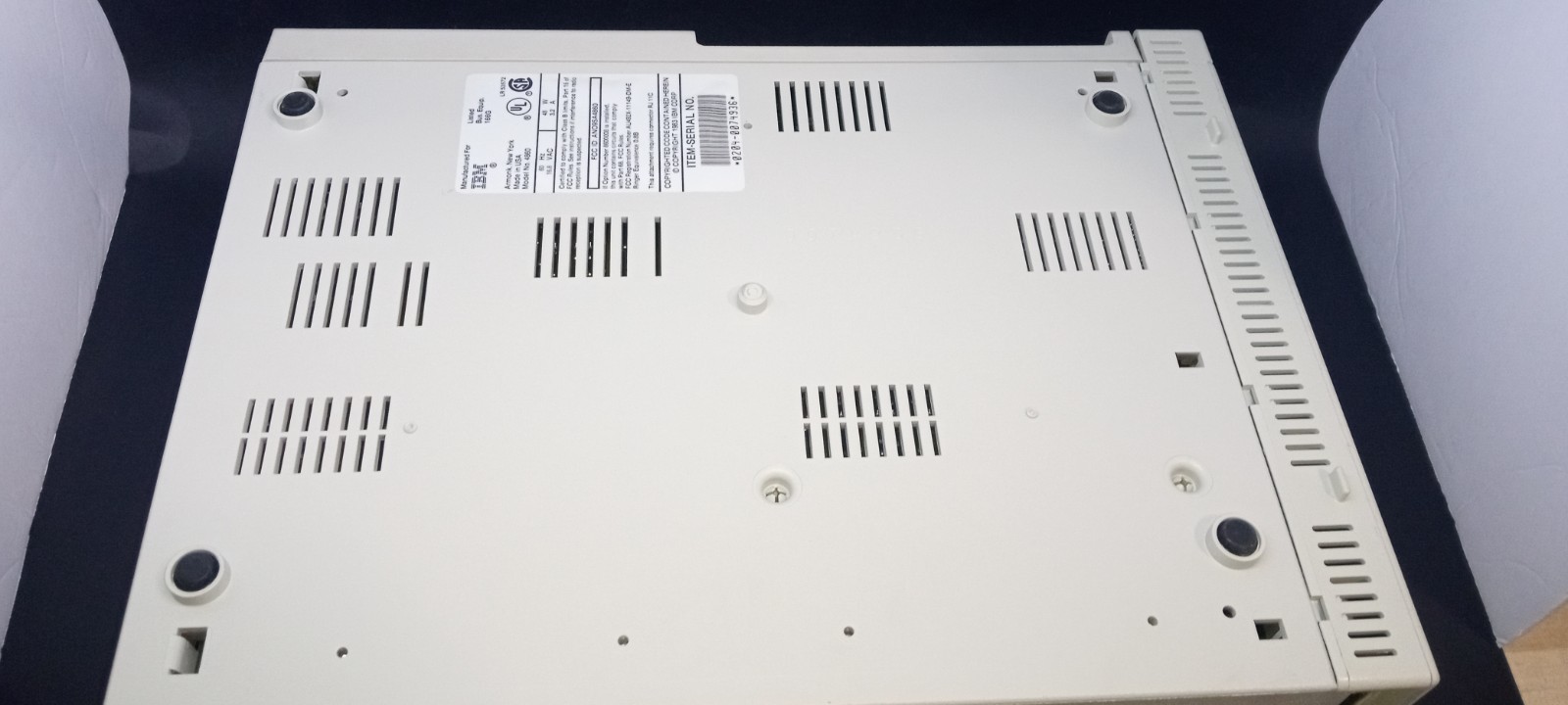 1983 IBM PC Jr 4860 Vintage Computer Turns on...LOOK