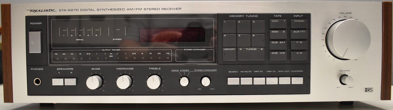Vintage Realistic STA-2270 Digital Synthesized AM/FM Stereo Receiver