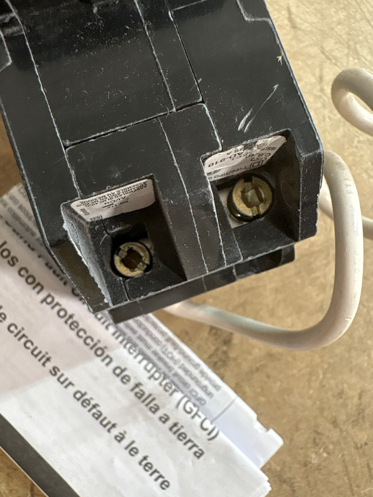 Square D QO260GFICP - used