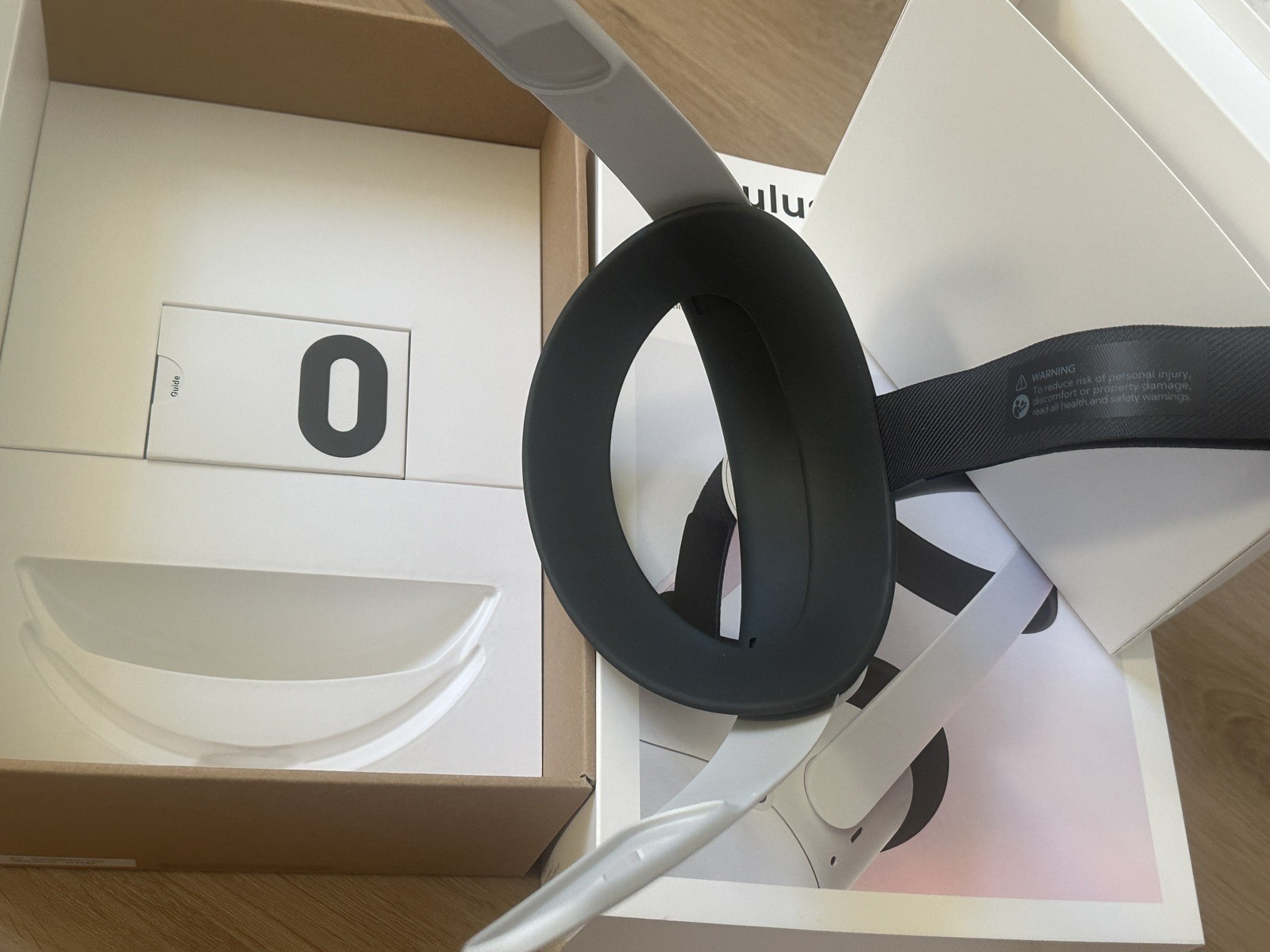 Meta Oculus Quest 2 Elite Strap for VR Headset (301-00375-01) in Original Box