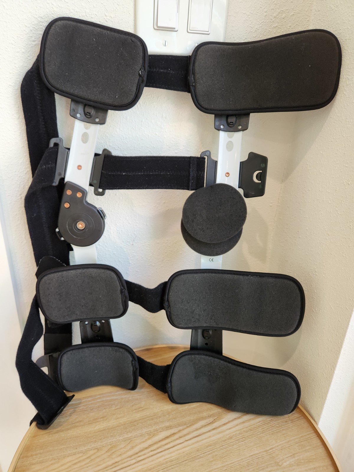 Ovation Medical Adjustable Hinged Knee Brace Stabilization Size