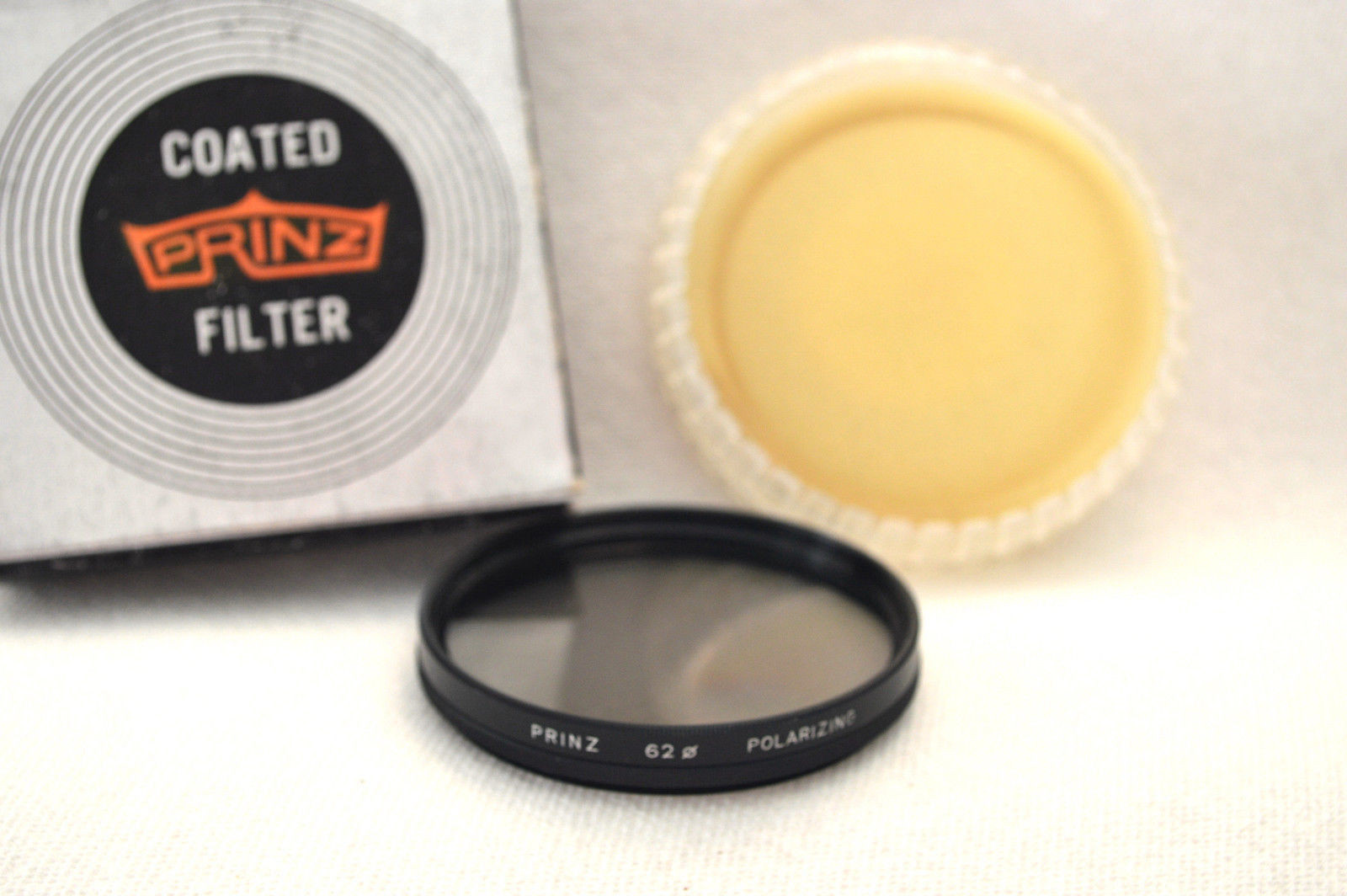 Prinz 62 mm Polarizing Screw-In Filter w Case and Box Made in Japan (N-41)