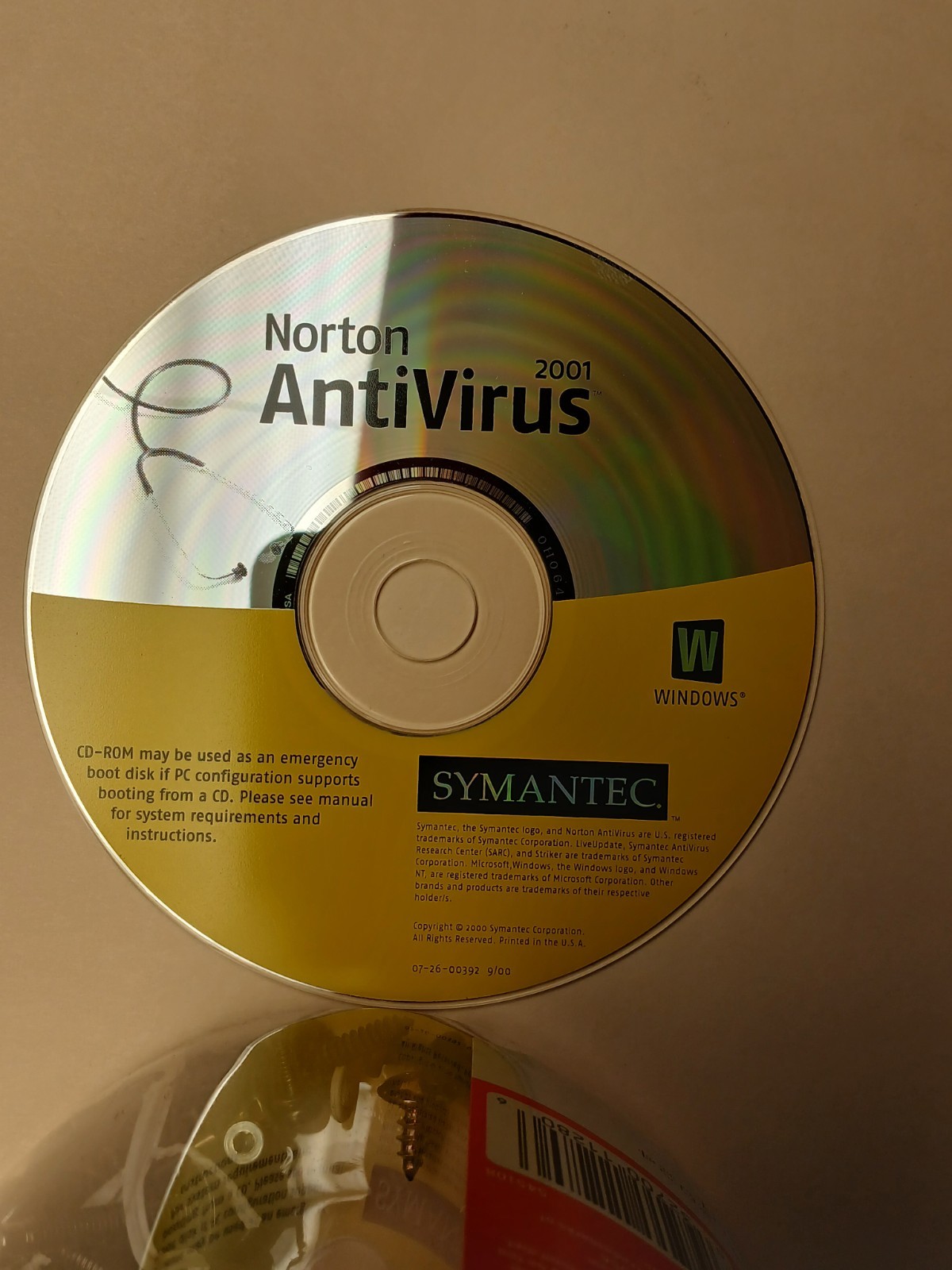 Norton AntiVirus 2001 Edition CD Rom