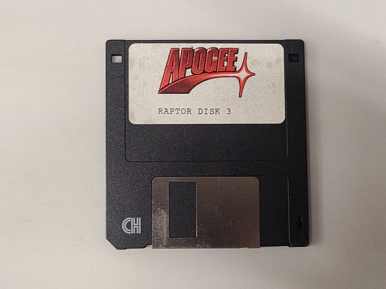 Vintage Apogee Raptor Game Disk 3 - Can't Play but Information on Disk Verified