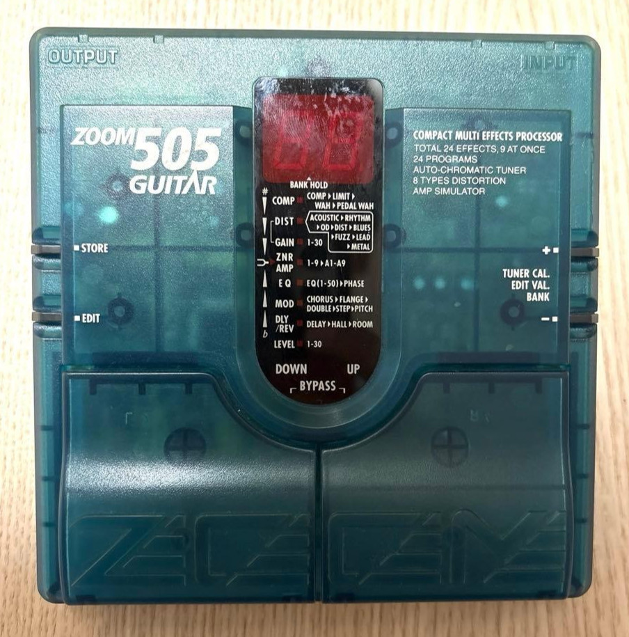 ZOOM Limited Skelton Clear Guitar Multi Effects Pedal 505