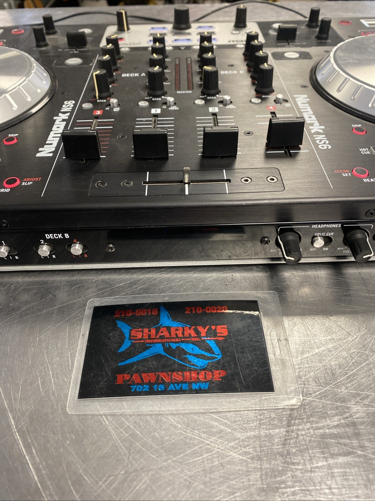 Numark NS6 4 Channel DJ Controller Untested