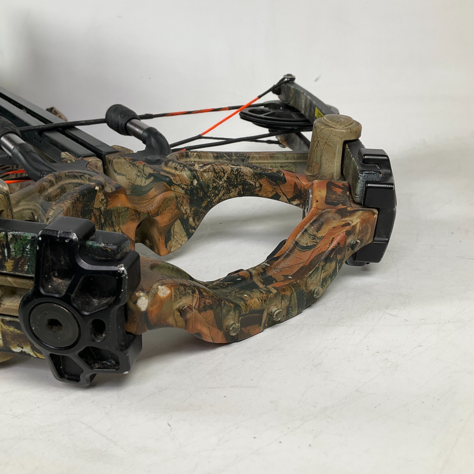Barnett Raptor Pro STR Crossbow Camouflage with 4x32 Scope