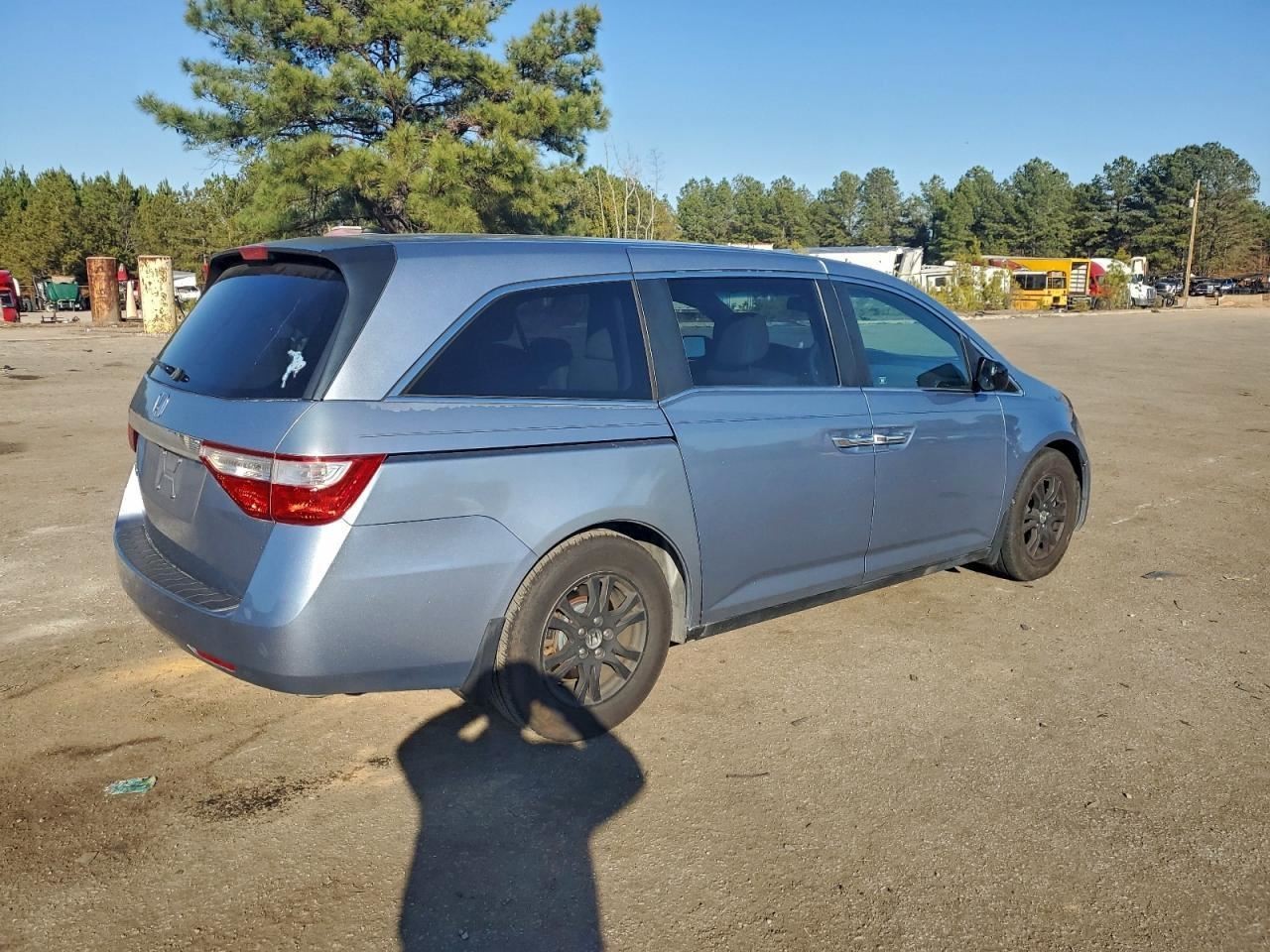 ODYSSEY 2011 Glove Box 4947931