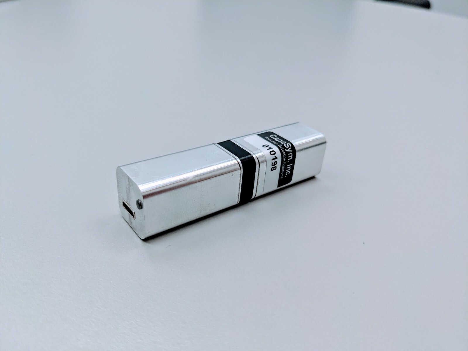 5.6% Solid state CsI Scintillation Gamma Spectrometer with digital MCA