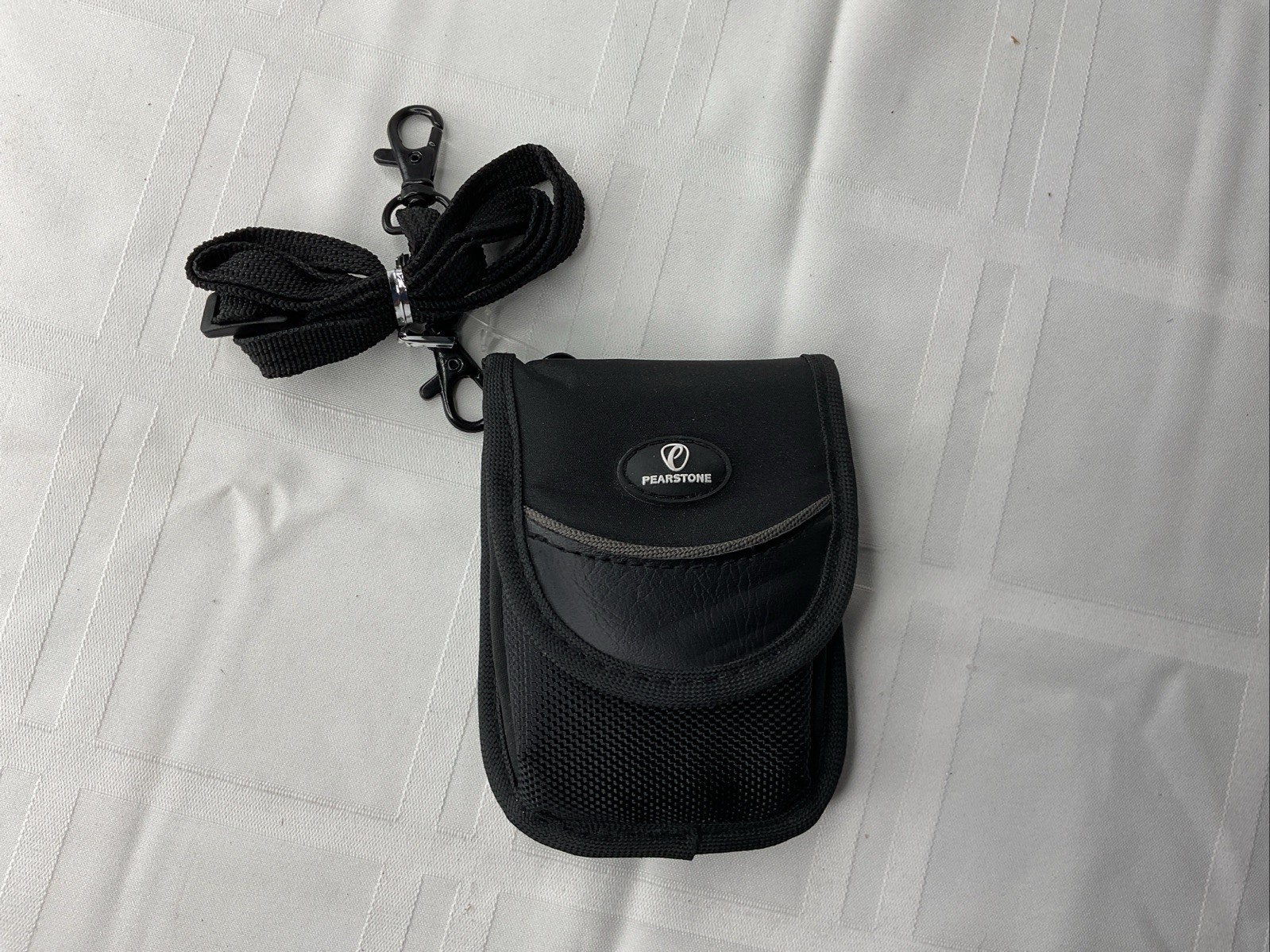 Pearstone Onyx 110 Camera Pouch Black 5.25' x 3.5" x 1" With Carrying Strap