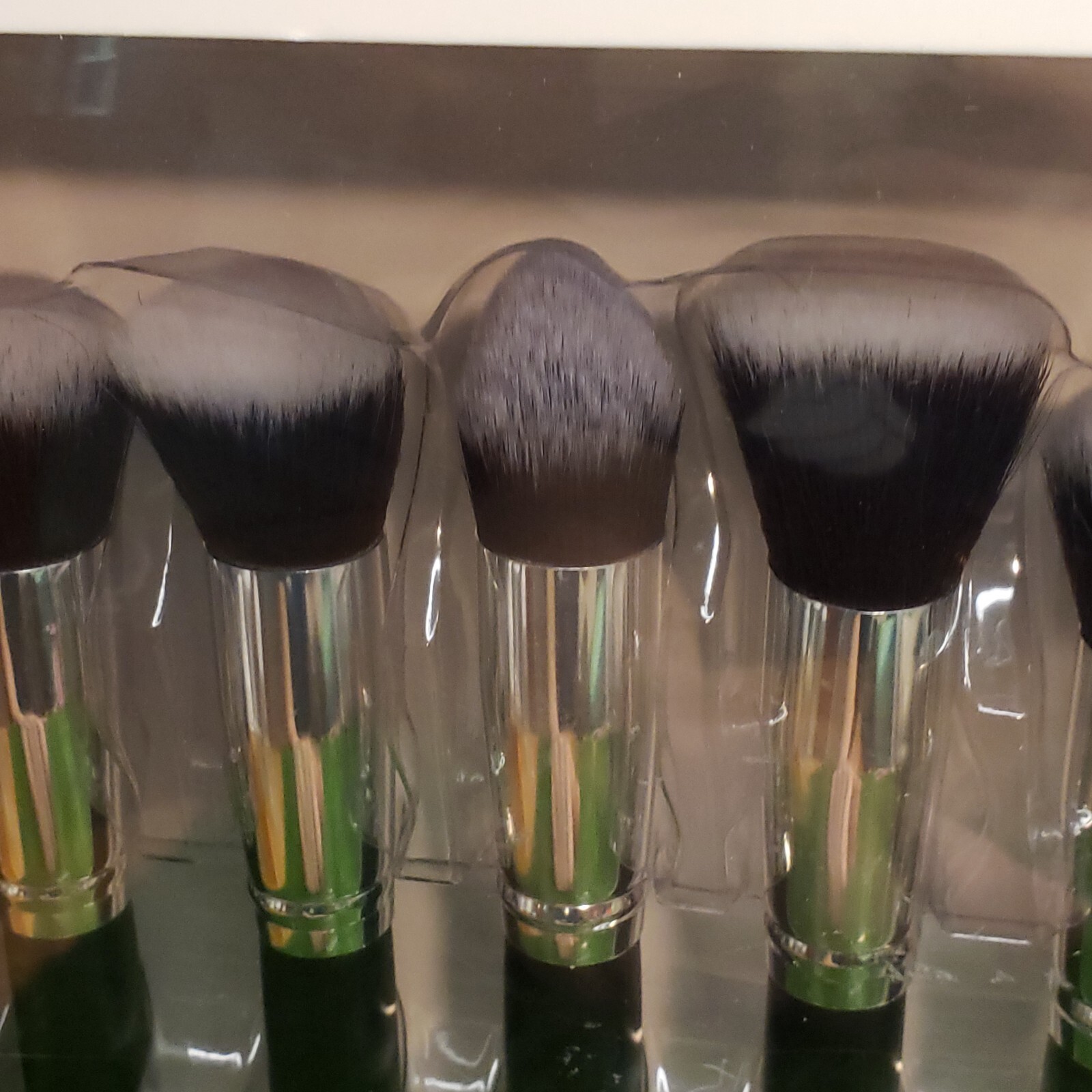 Zoe Ayla - 10 PIECE KABUKI BRUSH SET - with vegan Leather Travel Case