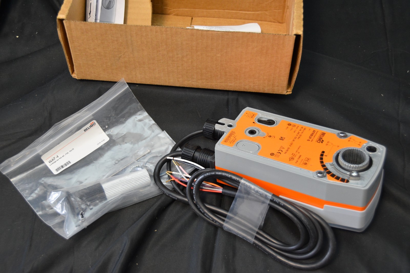 Belimo AFRBUP-S Rotary Damper Actuator Brand New In Box 24-240 VAC / 24-125 VDC