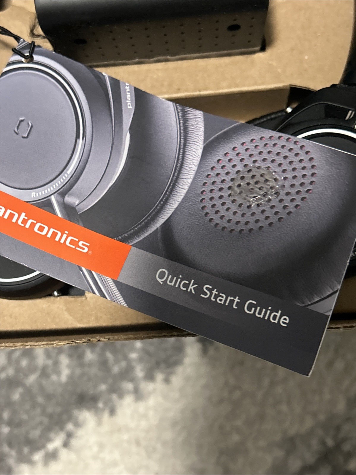 Plantronics Voyager Focus UC B825 Wireless Bluetooth Headset New Open Box