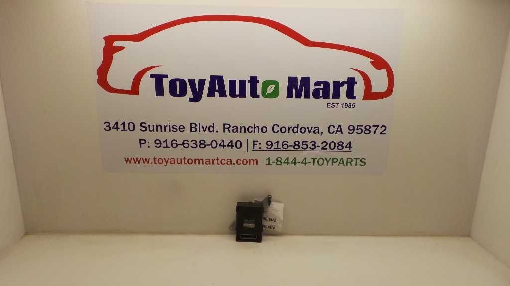 91-95 TOYOTA 4 RUNNER CRUISE CONTROL MODULE ECM ASSEMBLY
