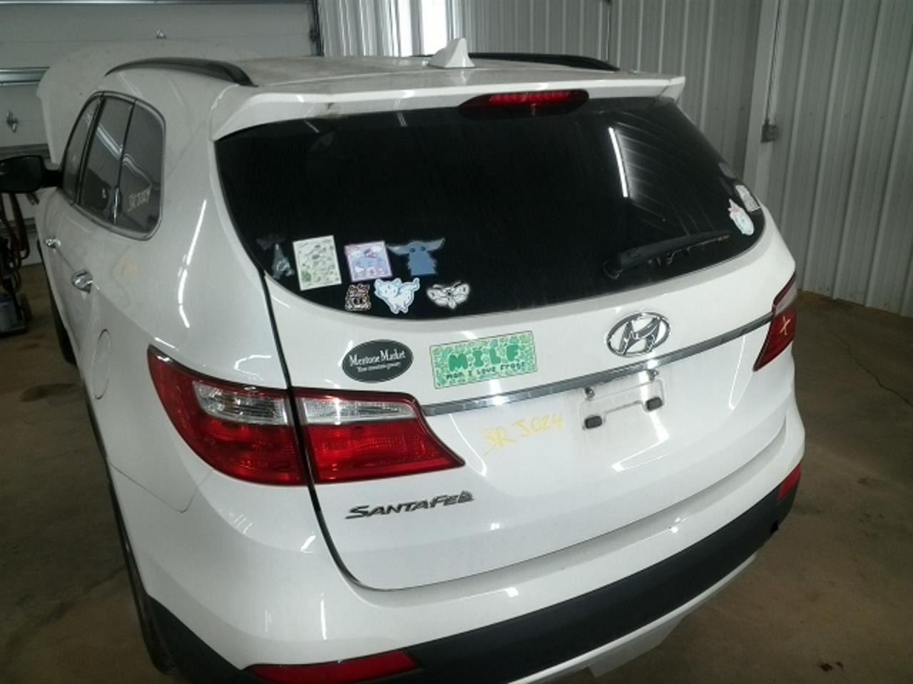 Driver Left Front Spindle/Knuckle LWB Fits 15-19 SANTA FE 104900938