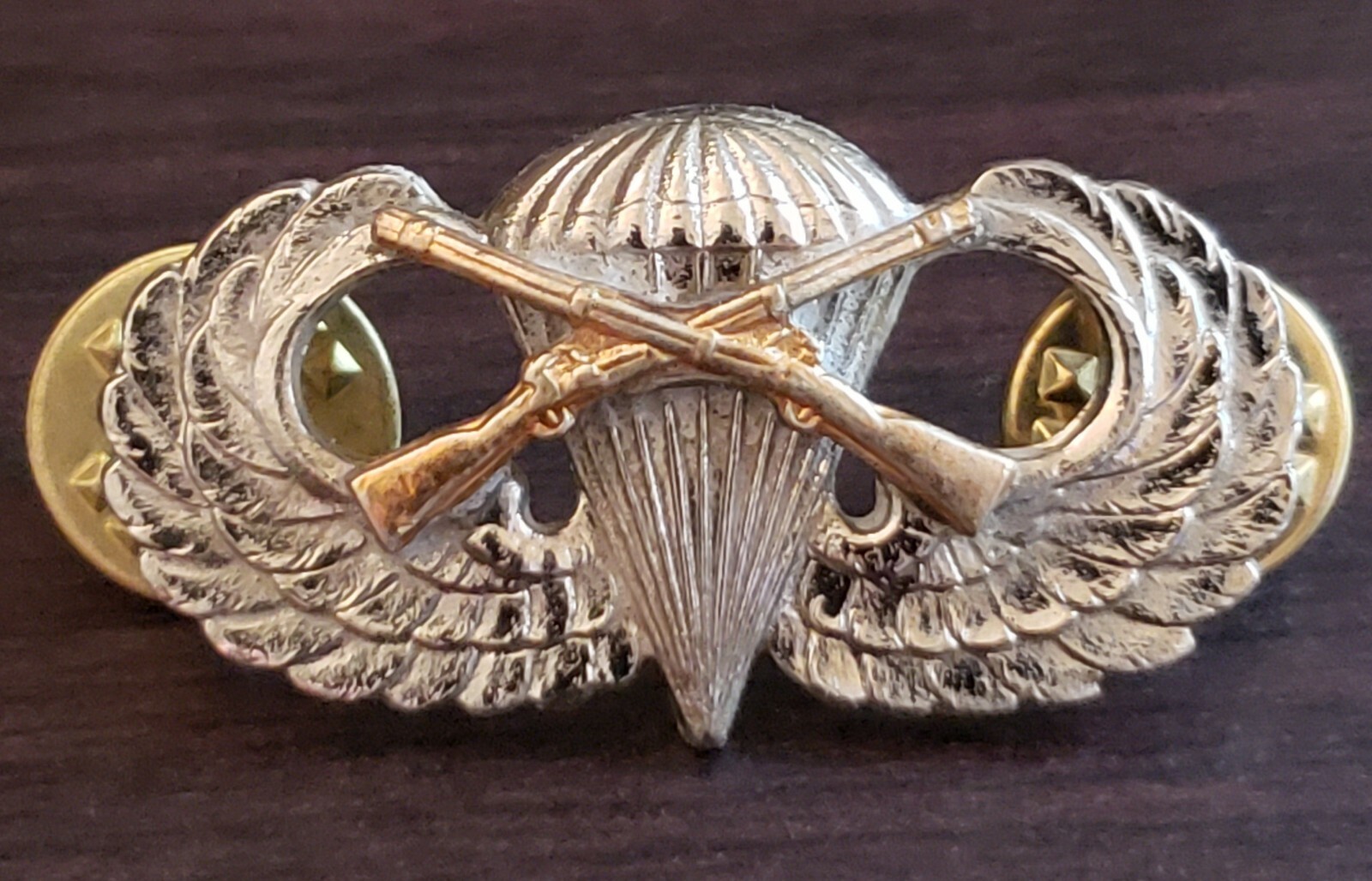 Airborne Infantry Jump Wing Badge US Army Parachutist Rifle Pin Military Hat Cap